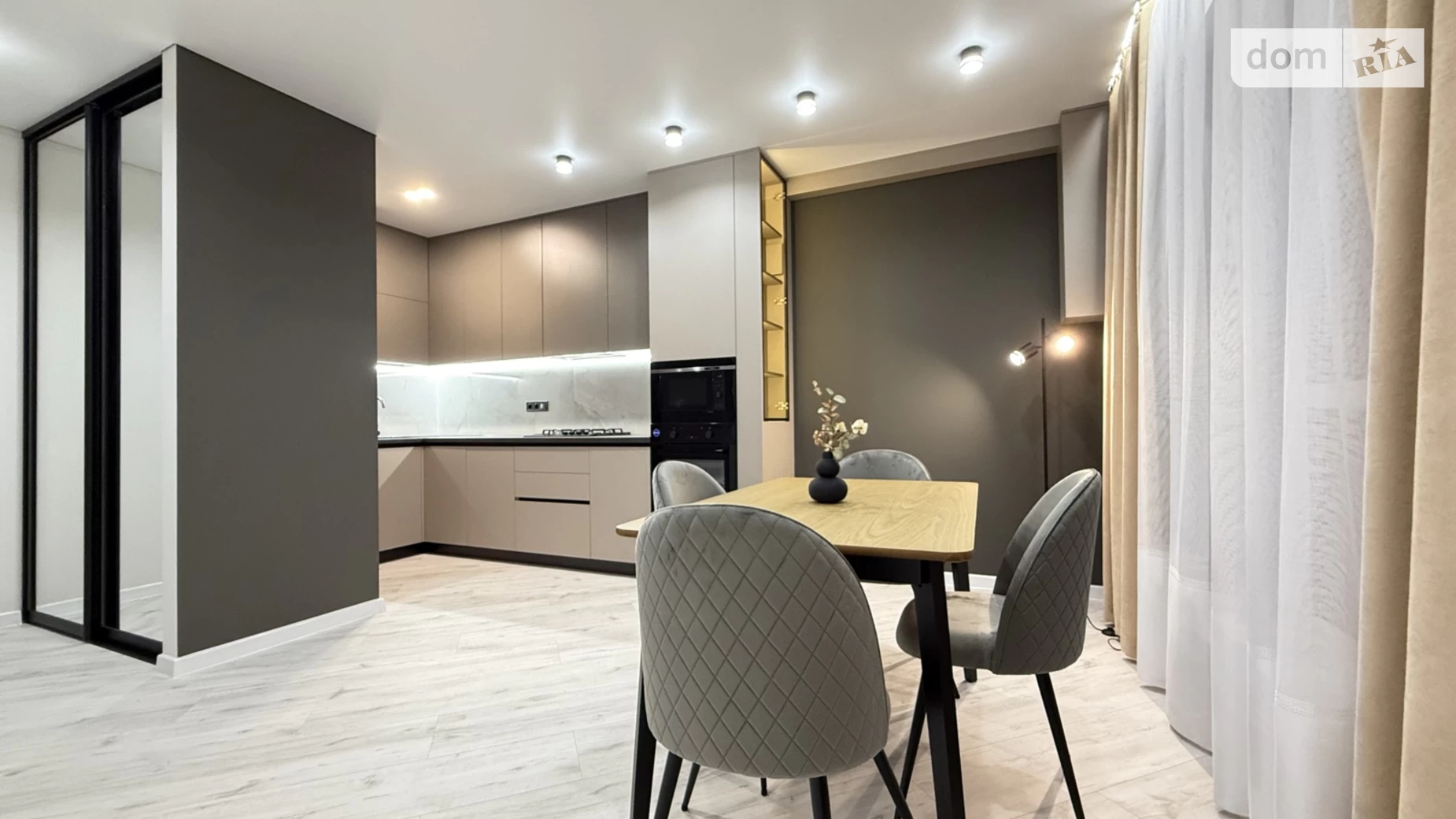 Продается 1-комнатная квартира 42 кв. м в Ровно, ул. Студенческая, 24 - фото 3