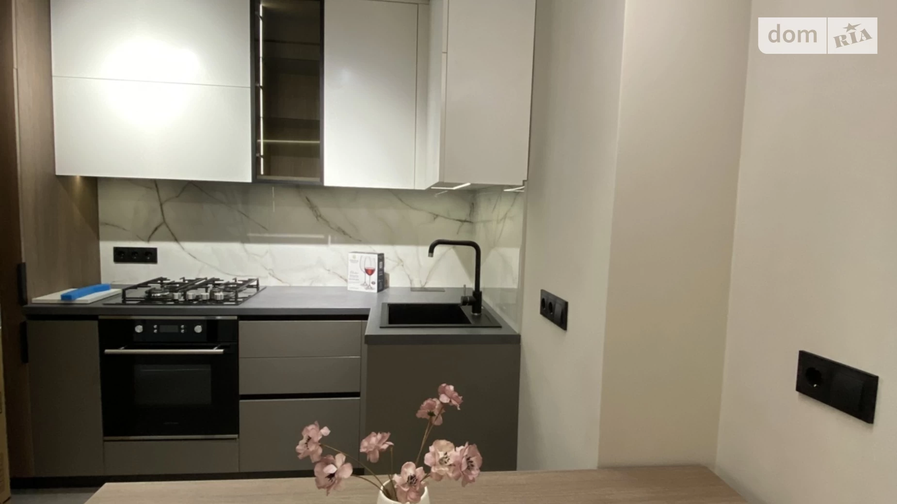 2-комнатная квартира 60 кв. м в Тернополе, ул. Смакулы - фото 5