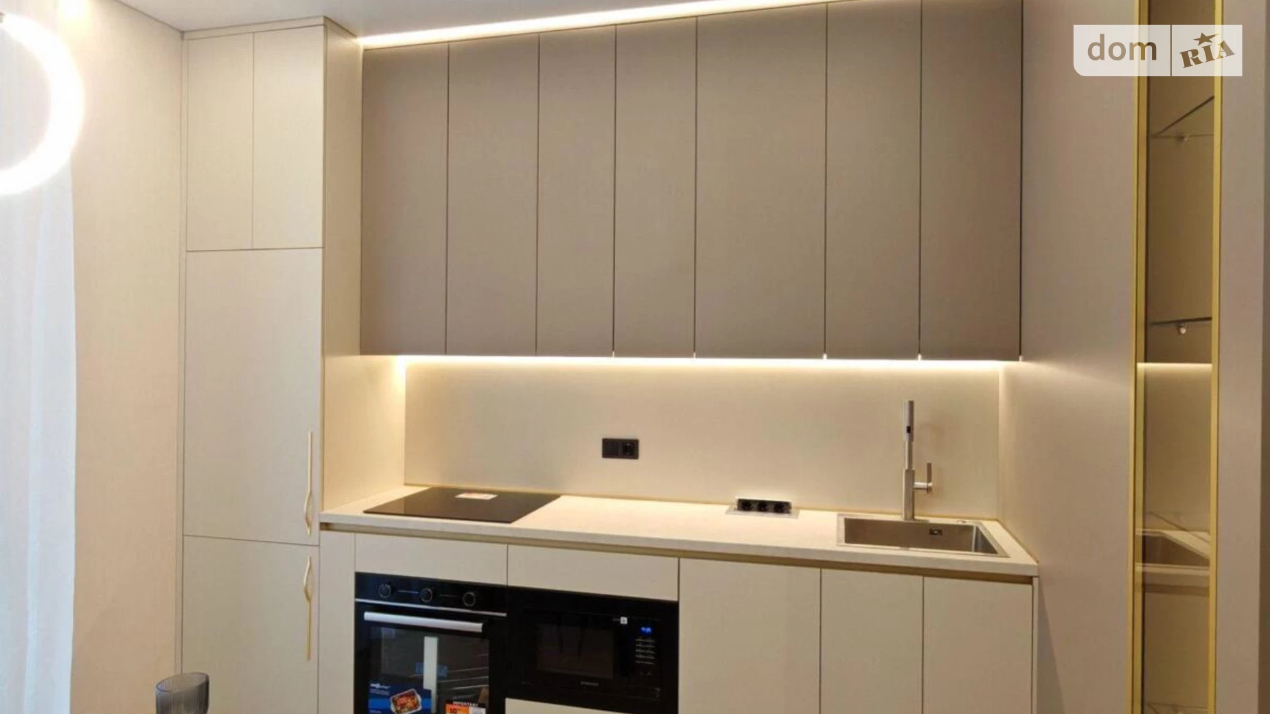 Продается 1-комнатная квартира 42 кв. м в Одессе, ул. Краснова, 1Б - фото 4