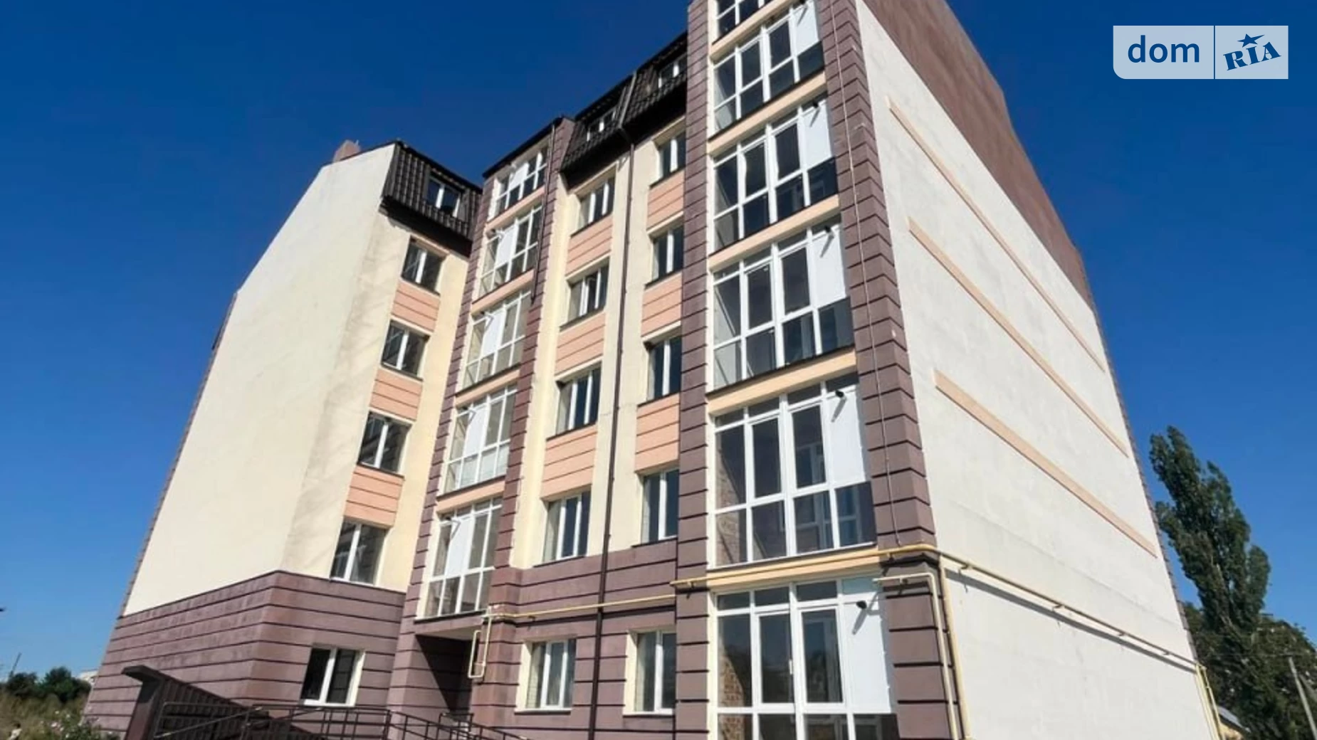 Продається 2-кімнатна квартира 49 кв. м у Тульчині, вул. Миколи Леонтовича - фото 2