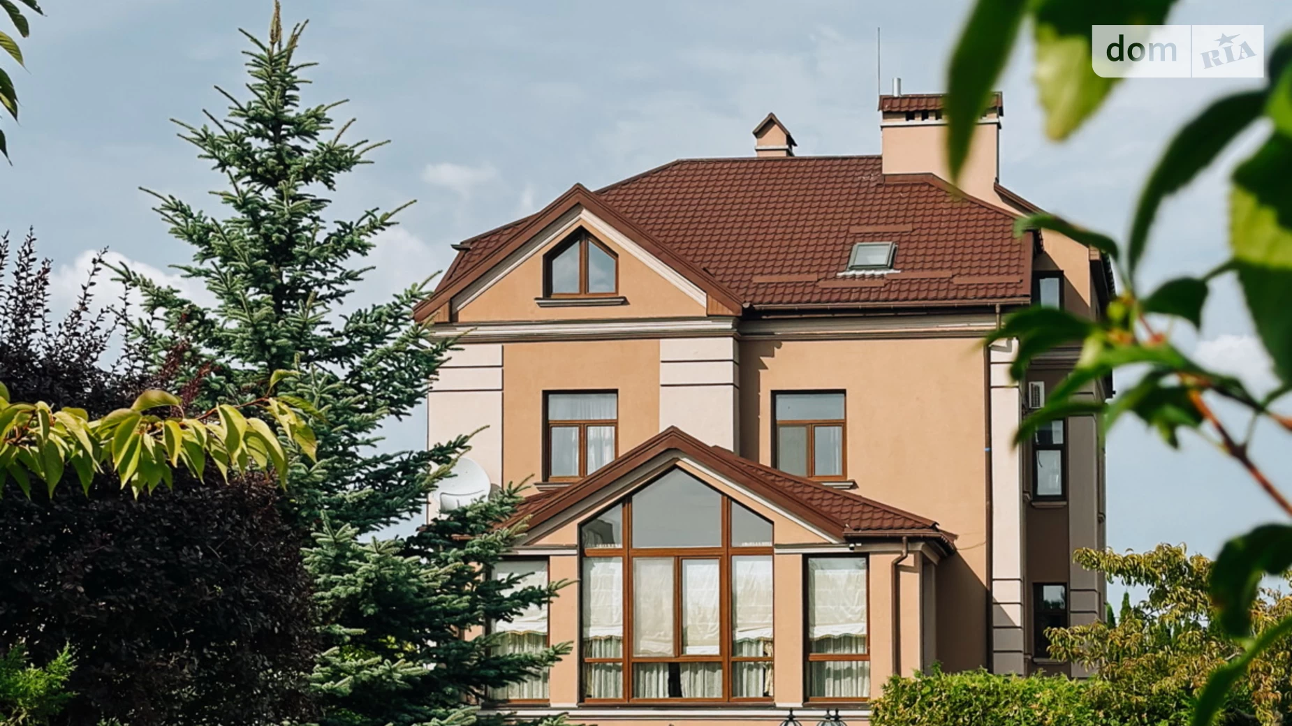 Сдается в аренду дом на 3 этажа 290 кв. м с мебелью, цена: 2200 $ - фото 2