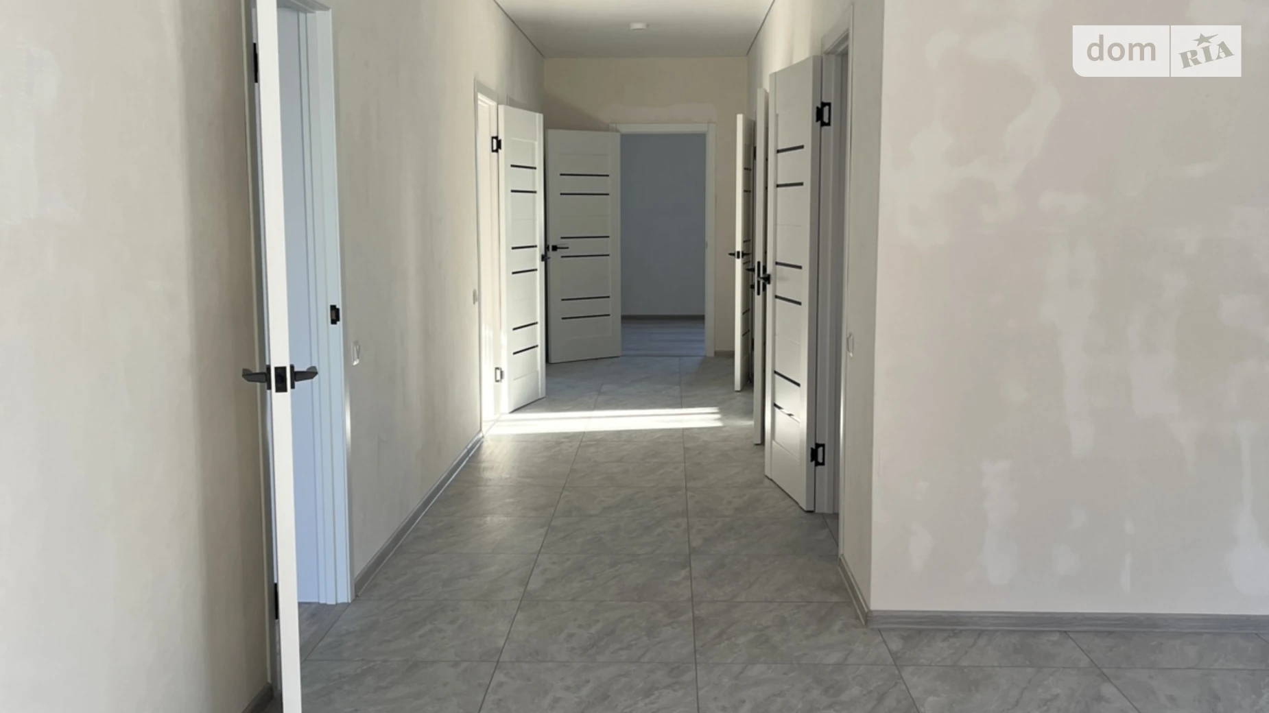 Продается одноэтажный дом 135 кв. м с садом, цена: 135000 $ - фото 2