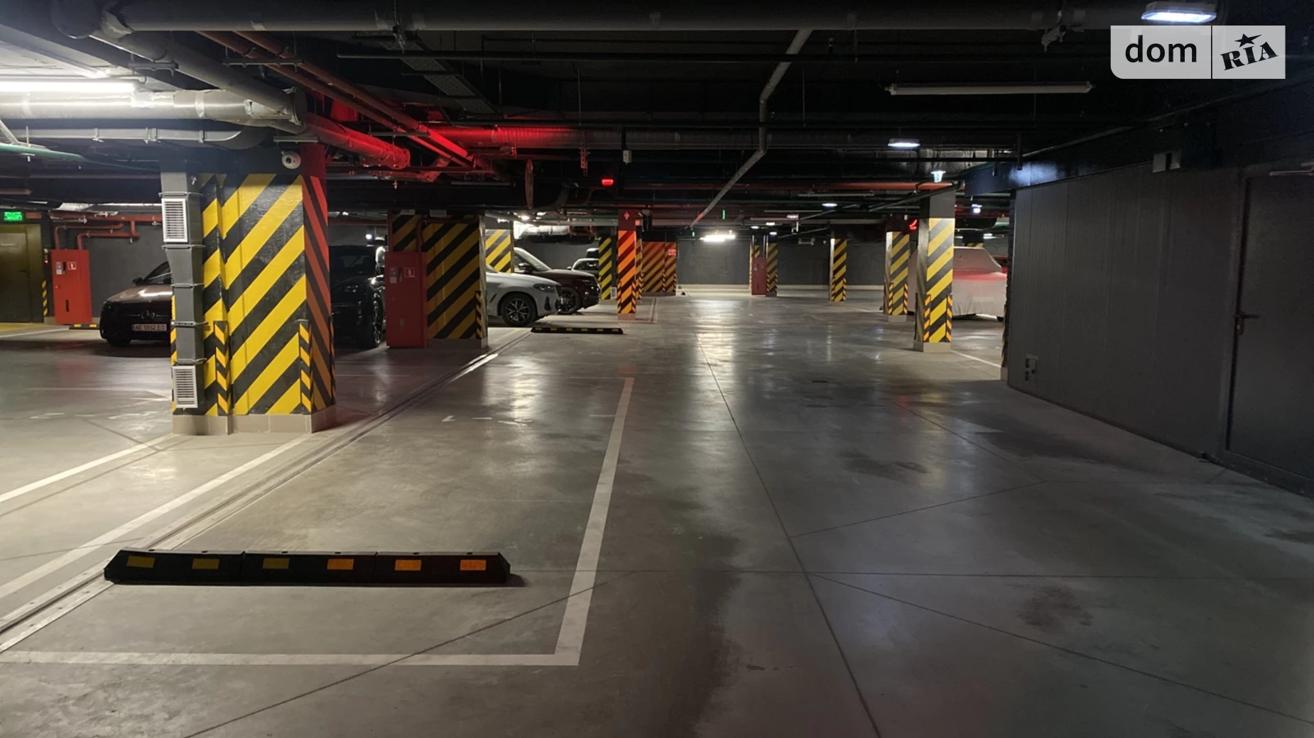 Продается подземный паркинг под легковое авто на 26 кв. м, цена: 84000 $ - фото 2
