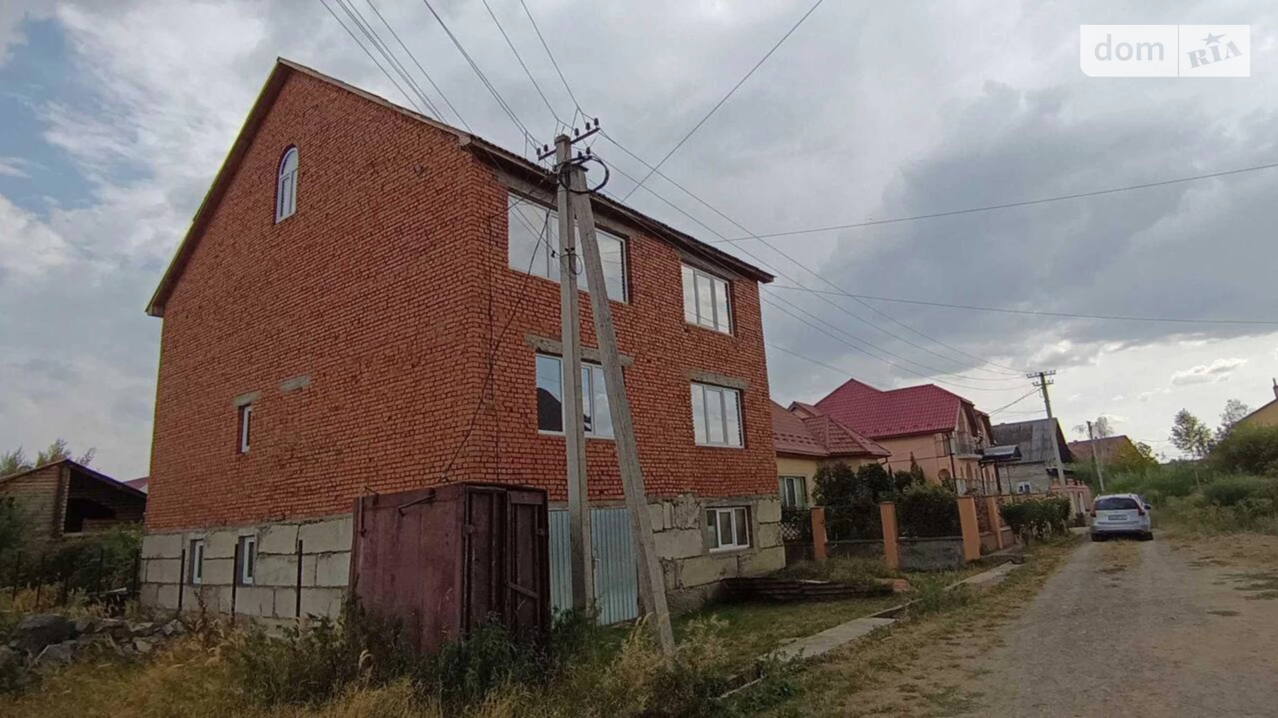 Продается дом на 3 этажа 300 кв. м с участком, цена: 42000 $ - фото 3