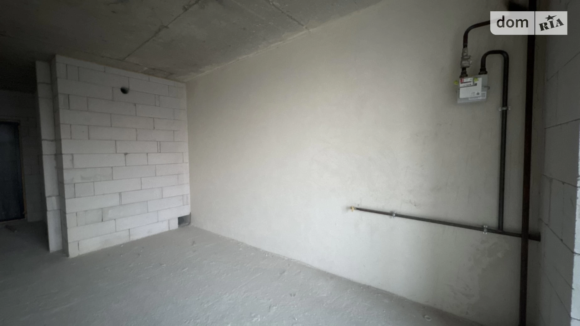 Продается 2-комнатная квартира 70.2 кв. м в Ивано-Франковске, ул. Химиков, 28 - фото 2