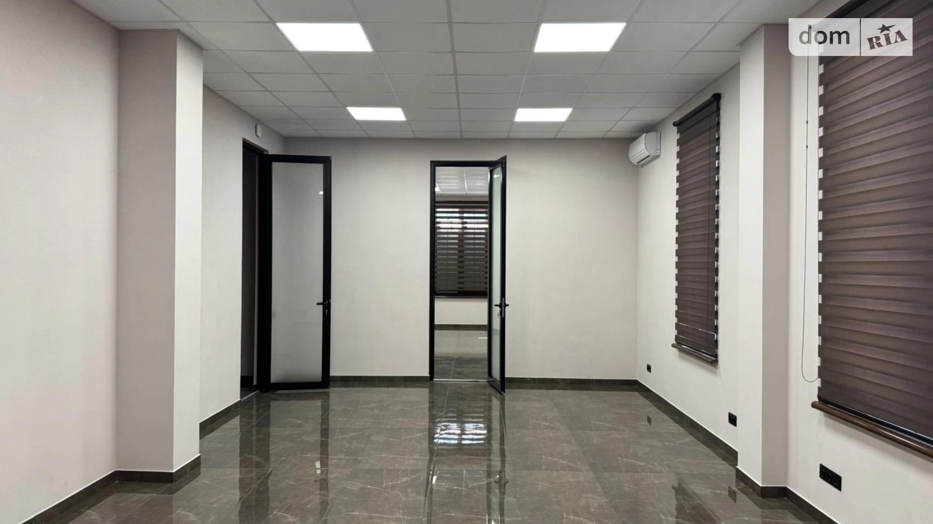 Сдается в аренду офис 300 кв. м в бизнес-центре, цена: 4000 $ - фото 5