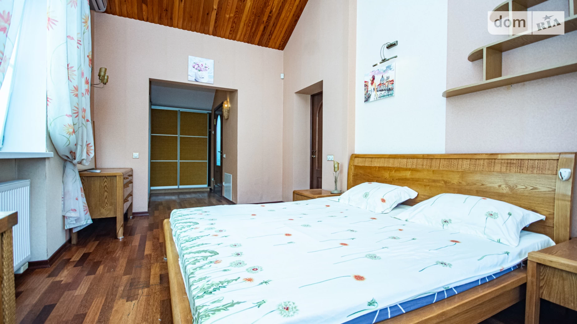 Продается дом на 2 этажа 376.5 кв. м с садом, цена: 340000 $ - фото 2