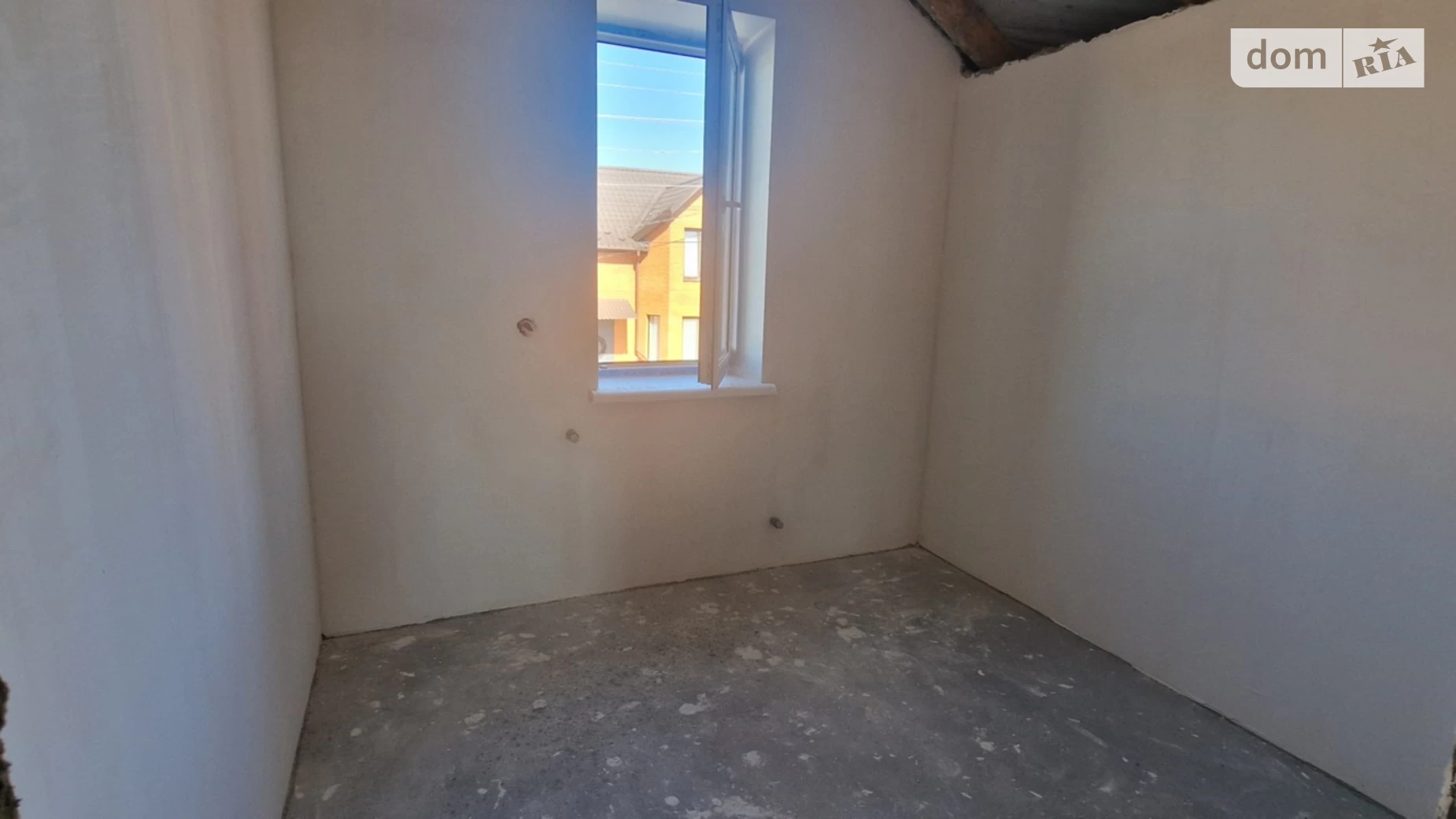 Продается дом на 2 этажа 95 кв. м с бассейном, цена: 92000 $ - фото 4
