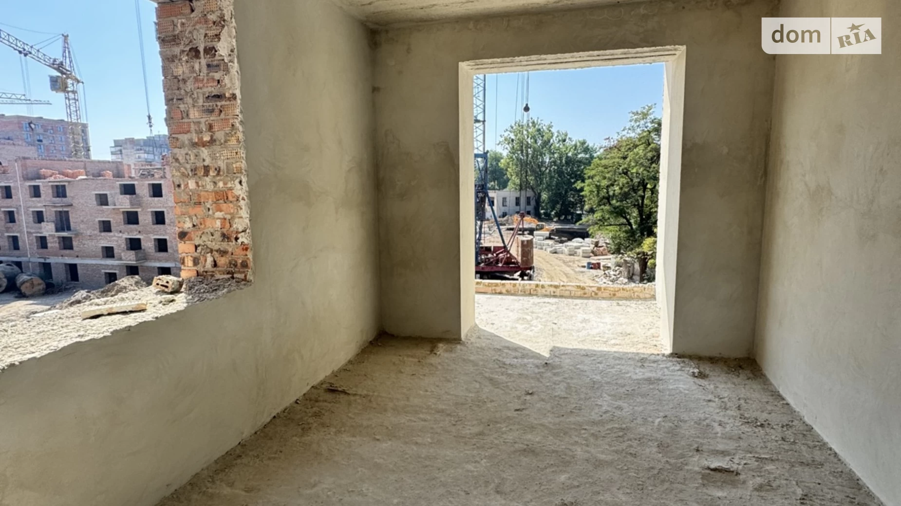 Продается 2-комнатная квартира 57 кв. м в Ивано-Франковске, ул. Бандеры Степана - фото 2