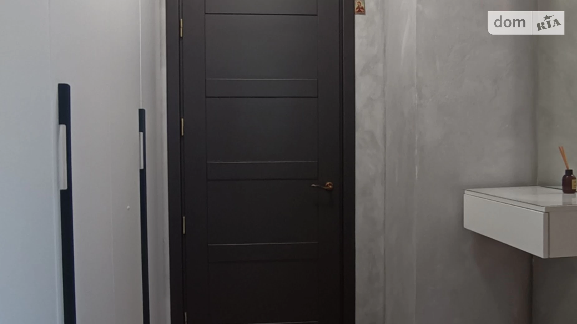 Продается дом на 2 этажа 185.8 кв. м с камином, цена: 200000 $ - фото 2