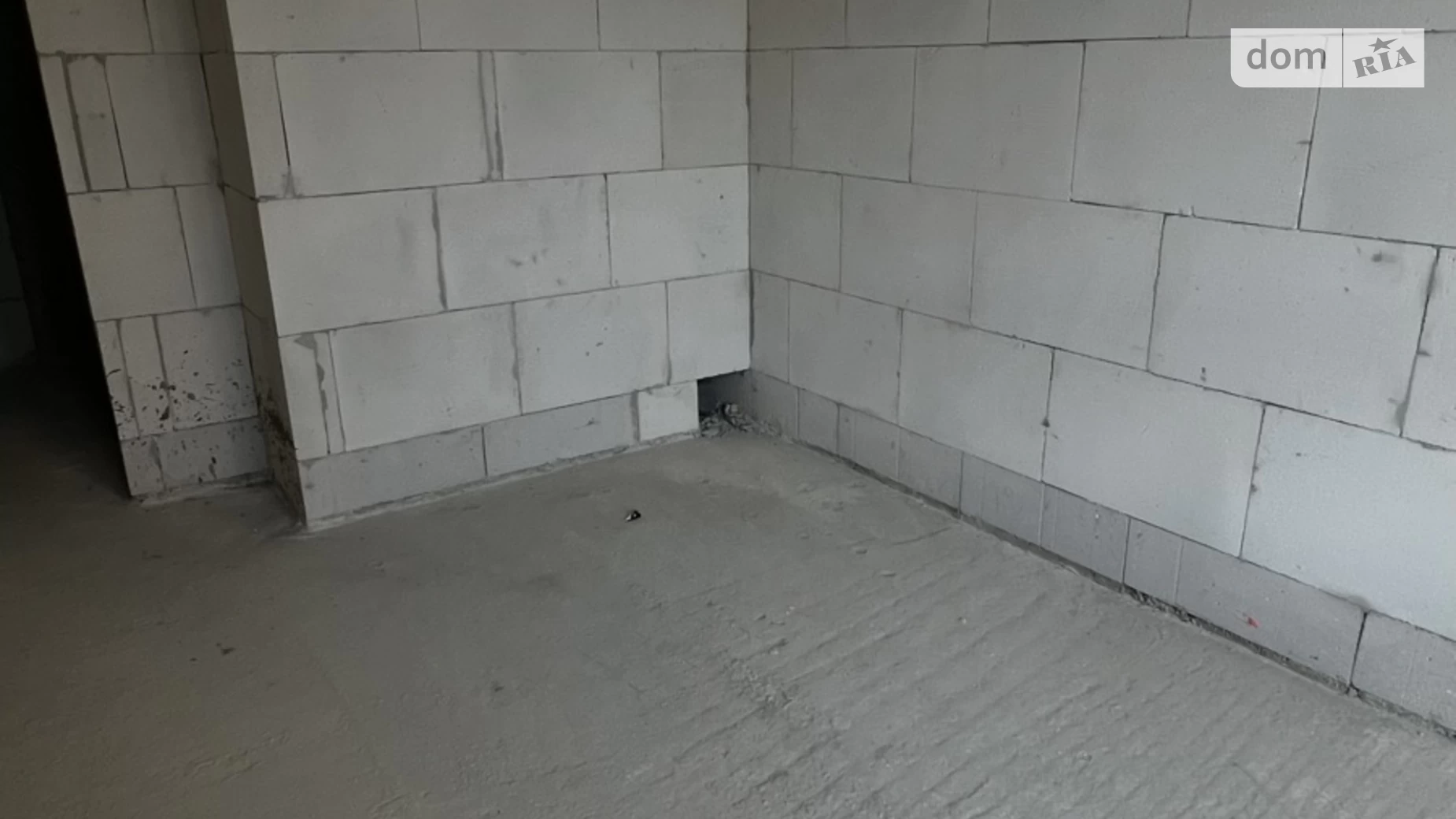 Продается 1-комнатная квартира 39 кв. м в Ивано-Франковске, ул. Химиков, 28 корпус 9 - фото 4