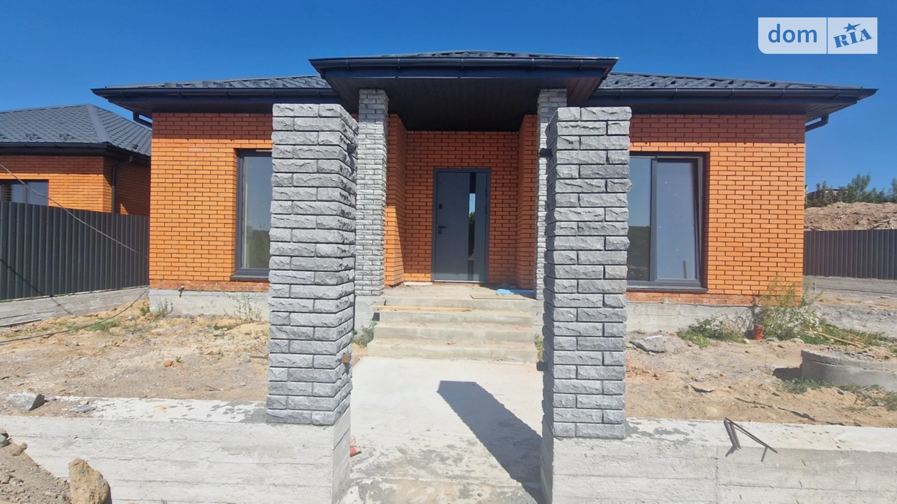 Продается одноэтажный дом 100 кв. м с гаражом, цена: 85000 $ - фото 2