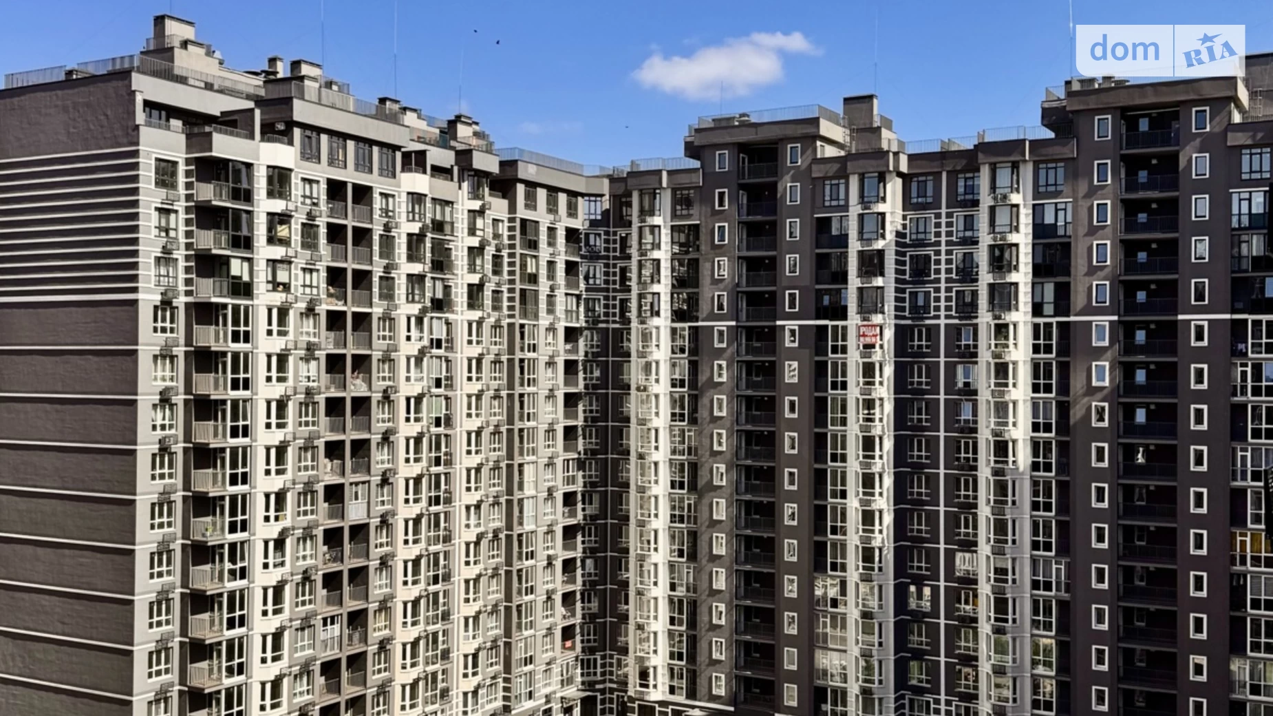 Продается 2-комнатная квартира 63.2 кв. м в Буче, бул. Леонида Бирюкова, 4 - фото 3