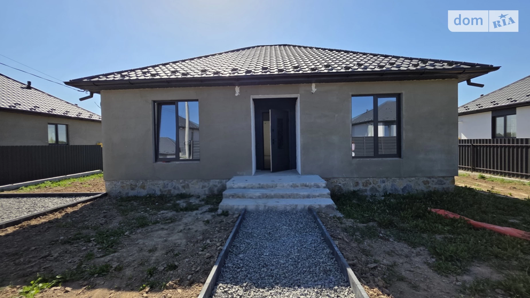 Продается одноэтажный дом 100 кв. м с камином, цена: 77000 $ - фото 2