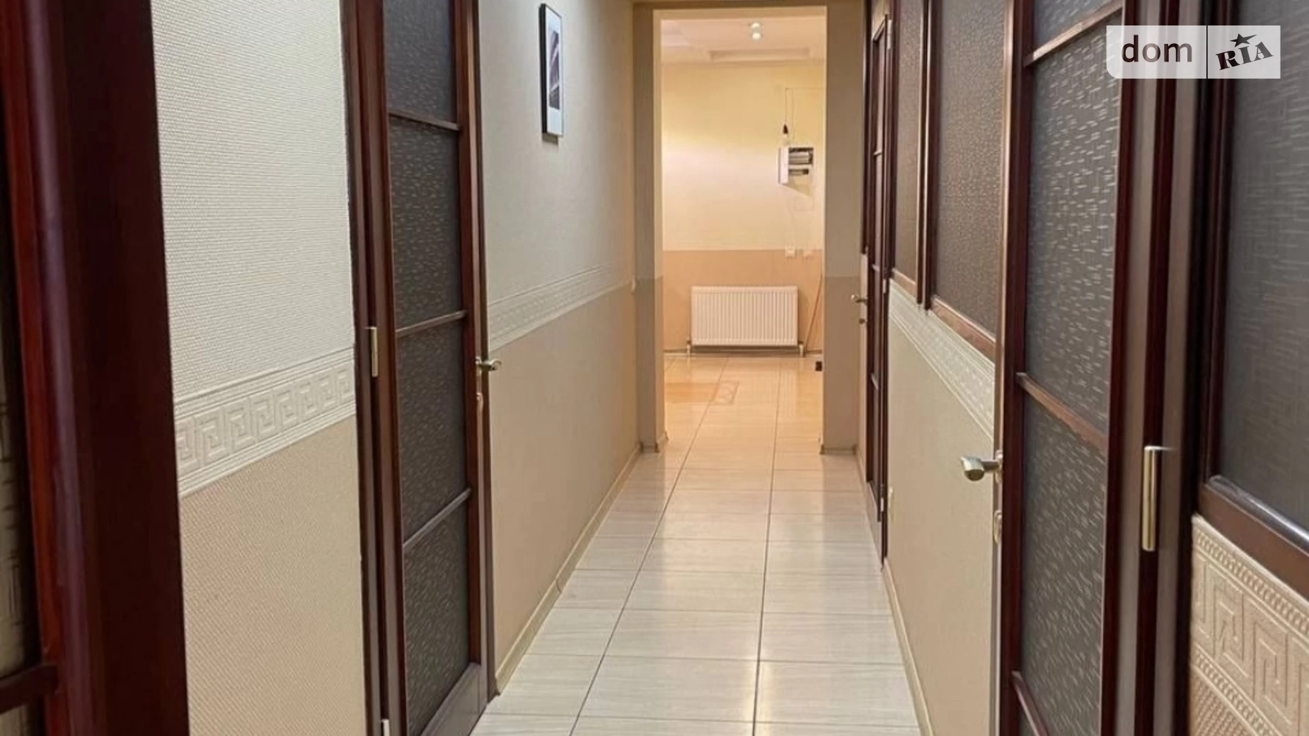 Сдается в аренду офис 167 кв. м в бизнес-центре, цена: 800 $ - фото 2