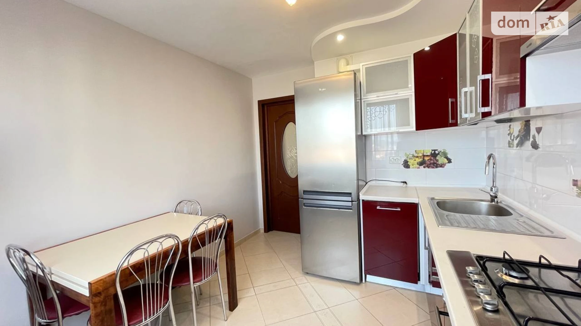 Продається 2-кімнатна квартира 61.2 кв. м у Івано-Франківську, вул. Симоненка Василя, 40 - фото 4