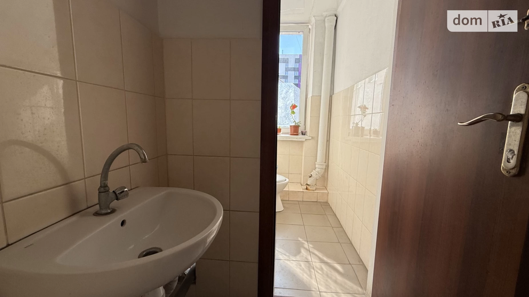 Здається в оренду офіс 19.1 кв. м в бізнес-центрі, цена: 2050 грн - фото 4