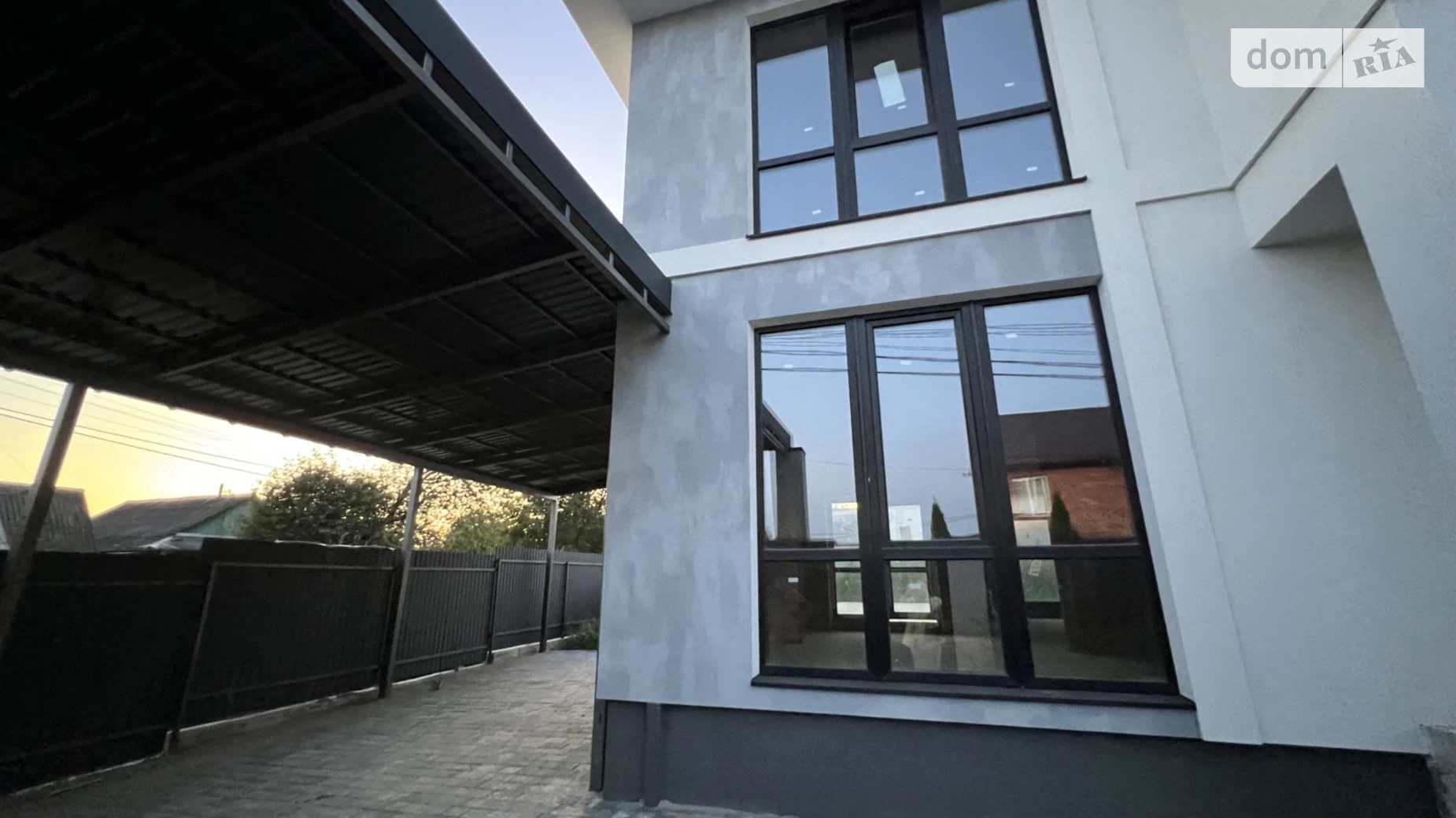 Продается дом на 2 этажа 170 кв. м с бассейном, цена: 160000 $ - фото 4