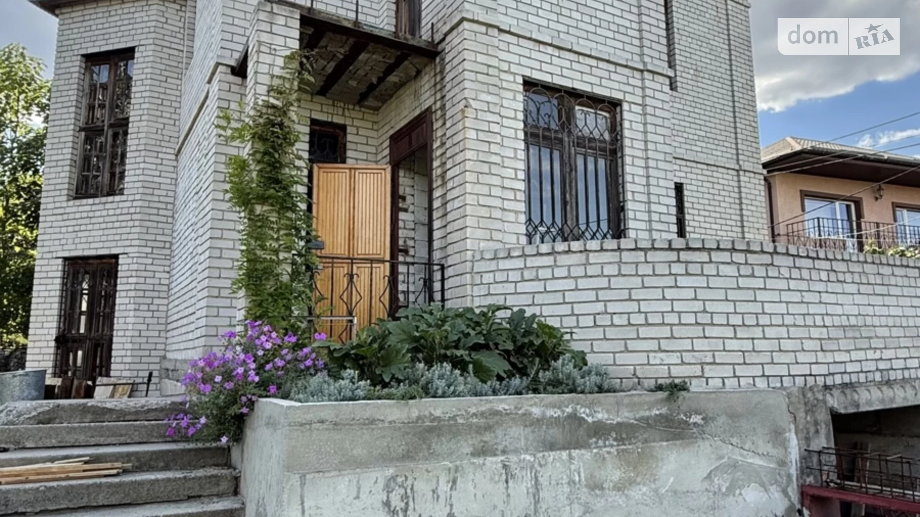 Продается дом на 3 этажа 365.1 кв. м с баней/сауной, цена: 79000 $ - фото 3
