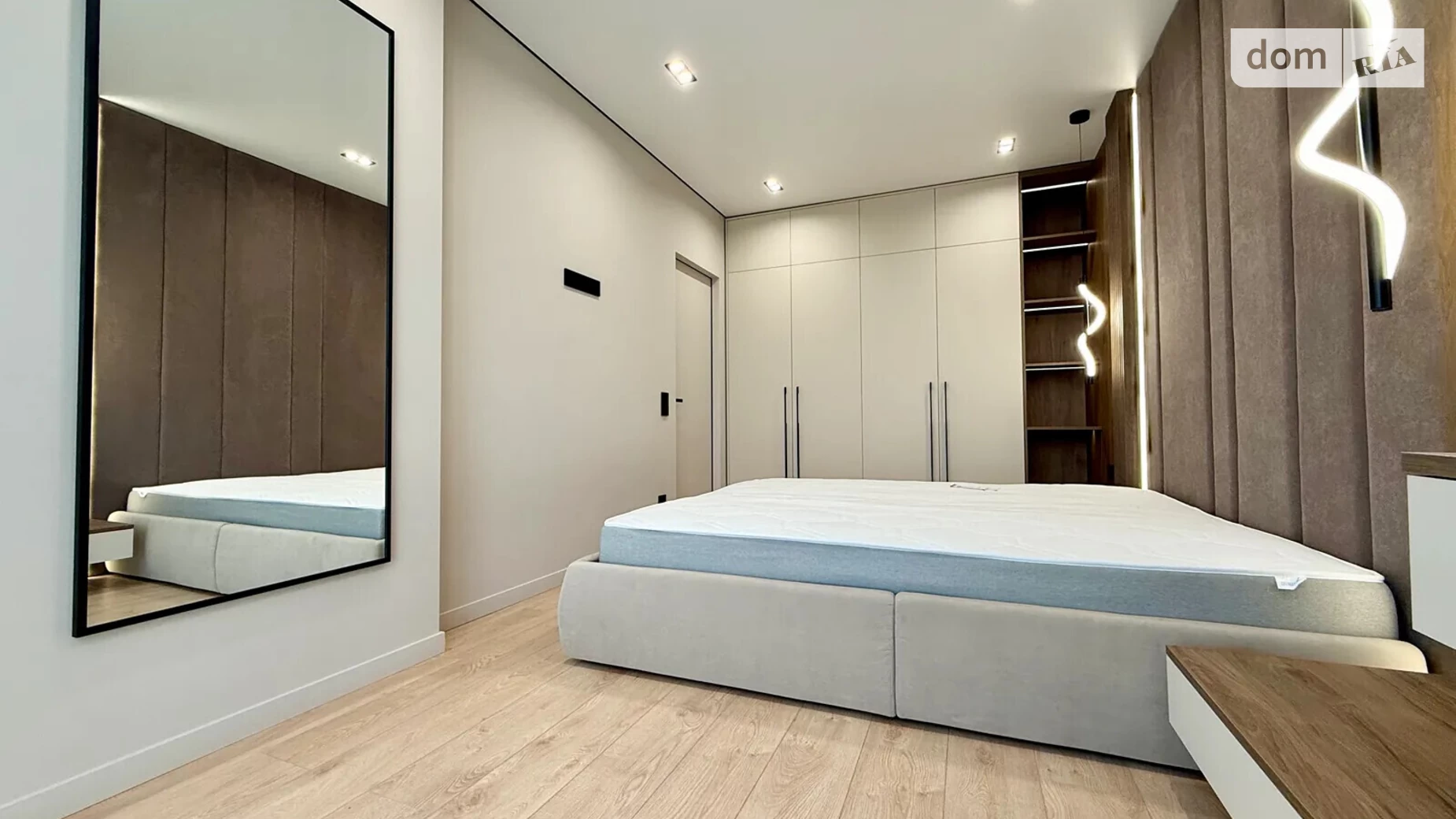 Продается 1-комнатная квартира 42 кв. м в Ивано-Франковске, ул. Вовчинецька - фото 5