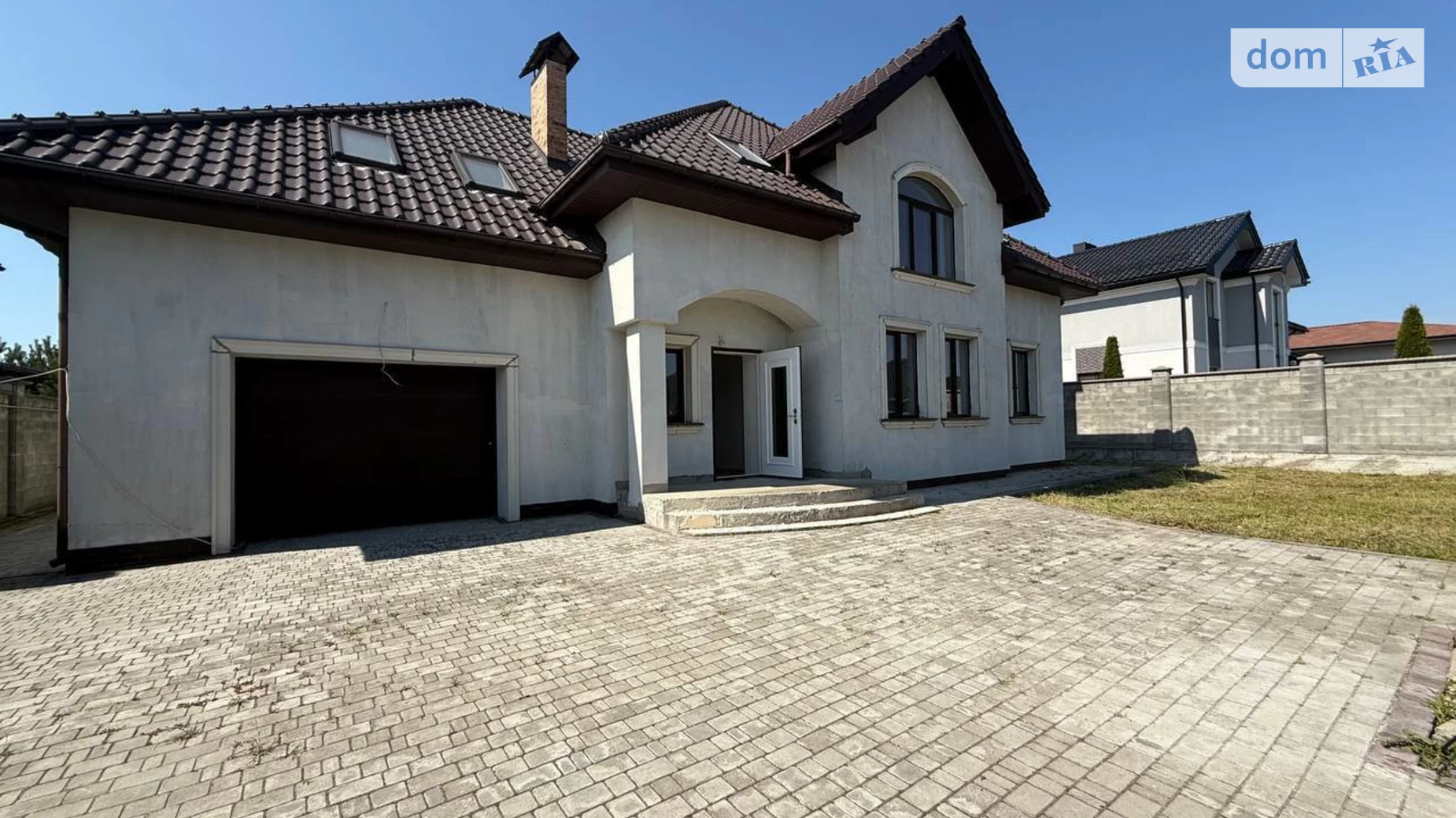Продается дом на 2 этажа 266 кв. м с беседкой, цена: 249000 $ - фото 2