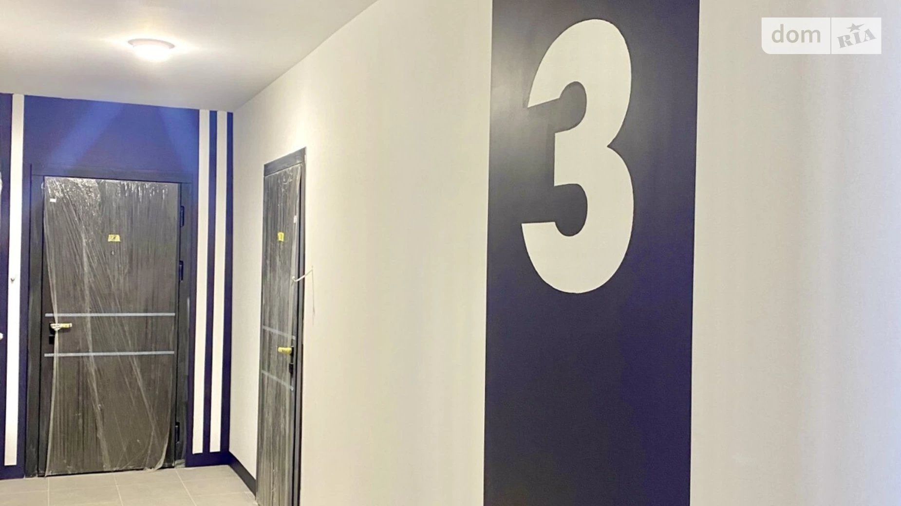 Продается 1-комнатная квартира 36 кв. м в Ровно, ул. Гайдамацкая, 13Б - фото 2
