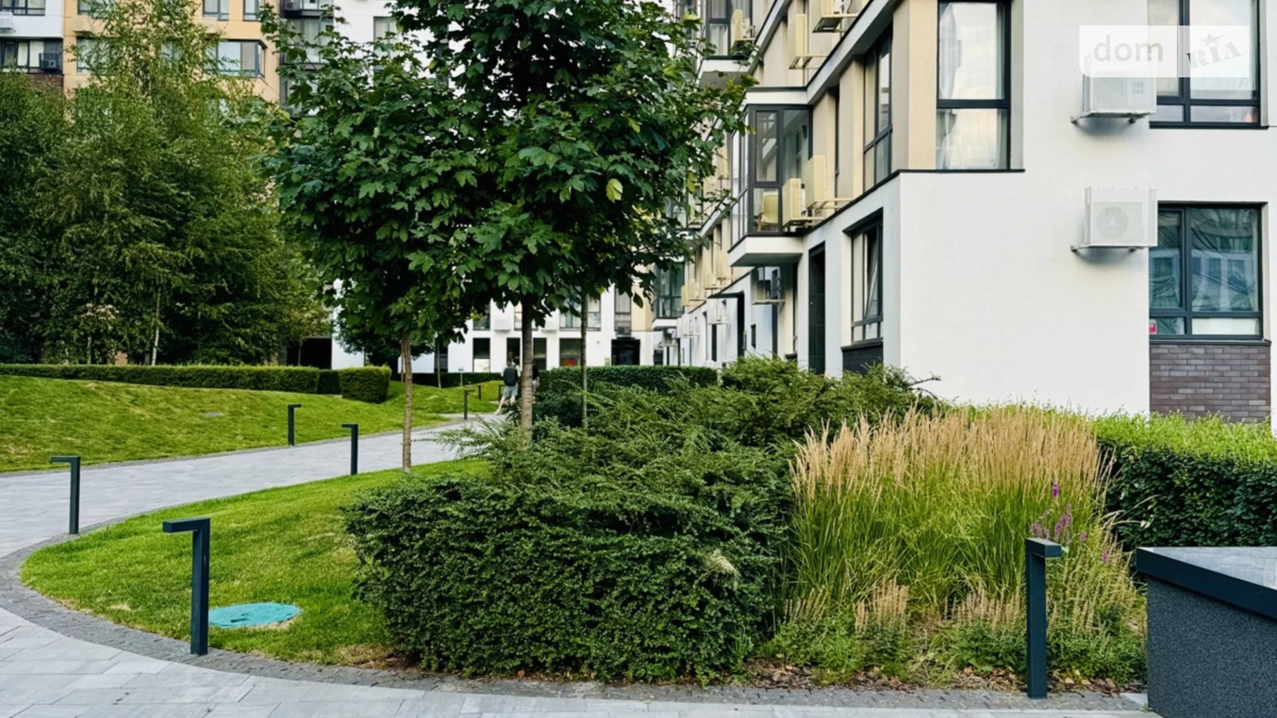 Продается 1-комнатная квартира 69.4 кв. м в Киеве, ул. Салютная, 2 корпус 26 - фото 4