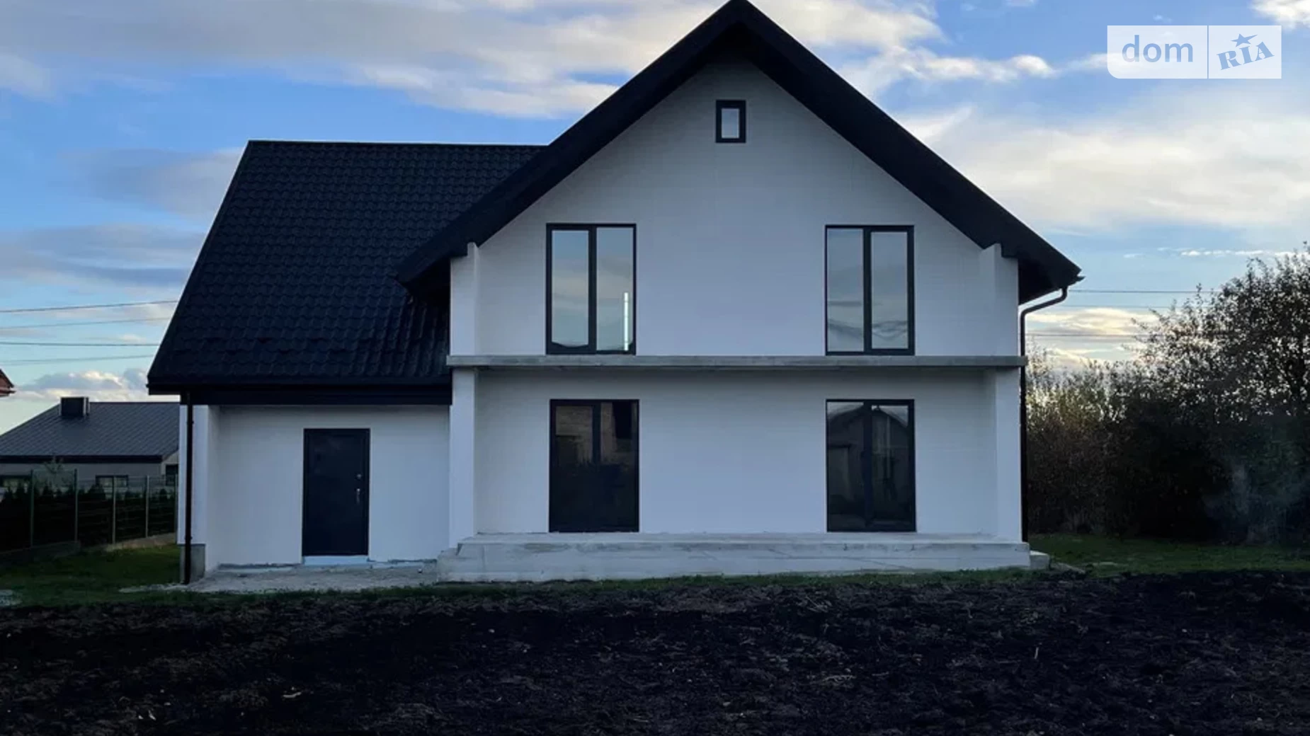 Продается дом на 2 этажа 300 кв. м с баней/сауной, цена: 139000 $ - фото 4