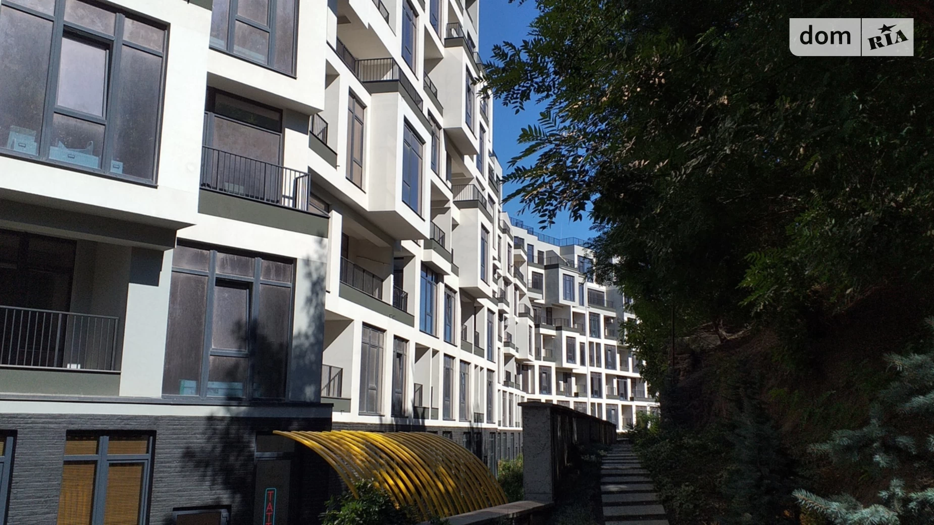 Продается 1-комнатная квартира 46.4 кв. м в Одессе, ул. Приморская, 47 - фото 2