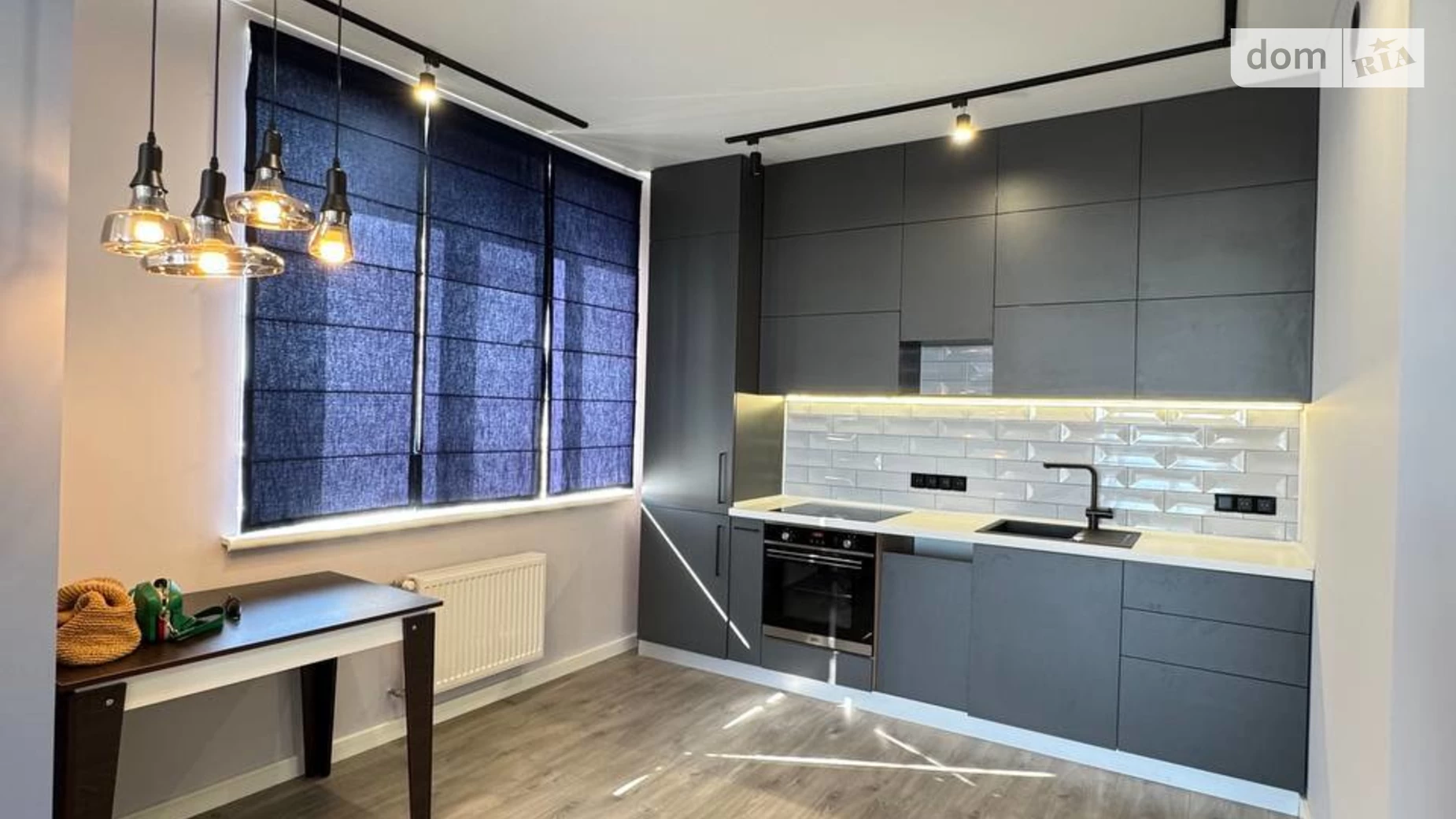 Продается 2-комнатная квартира 69 кв. м в Одессе, ул. Костанди, 104Б - фото 3