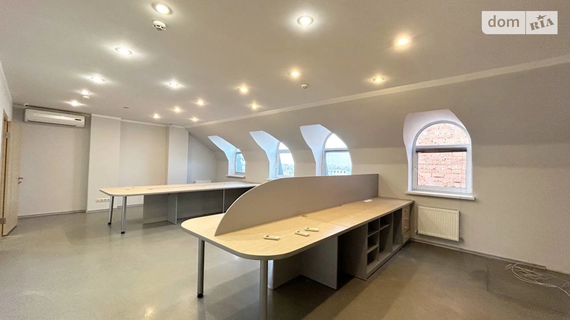 Сдается в аренду офис 167 кв. м в бизнес-центре, цена: 30000 грн - фото 5