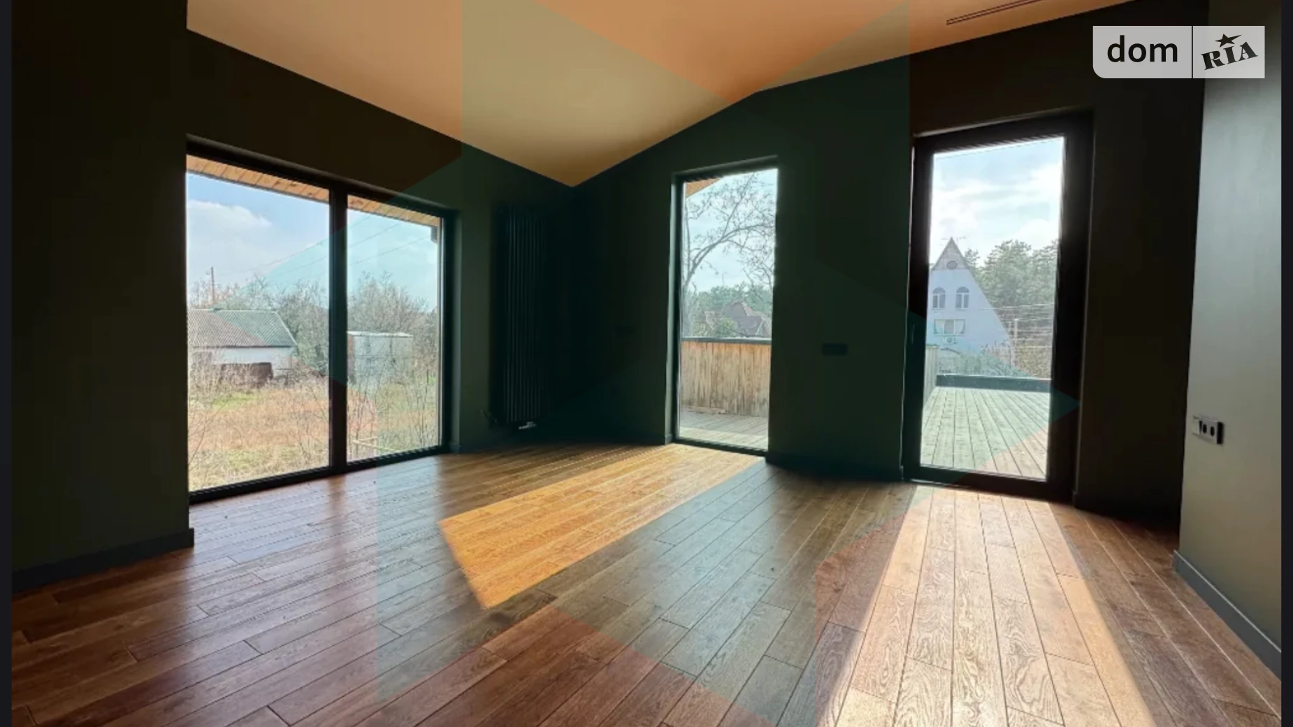 Продается дом на 2 этажа 300 кв. м с террасой, цена: 220000 $ - фото 2