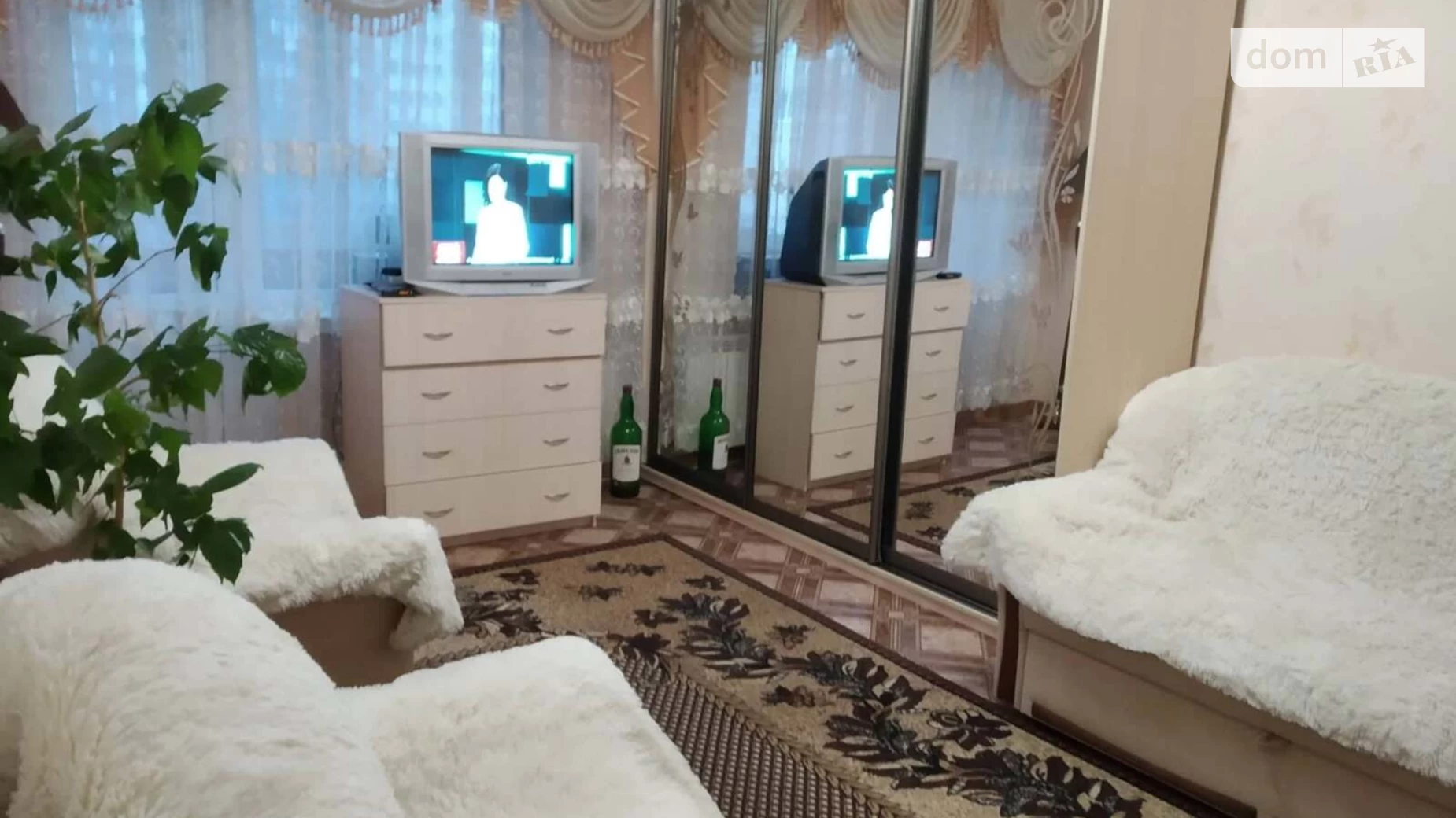 Продается 3-комнатная квартира 74 кв. м в Киеве, ул. Сержа Лифаря(Александра Сабурова), 9/61 - фото 3