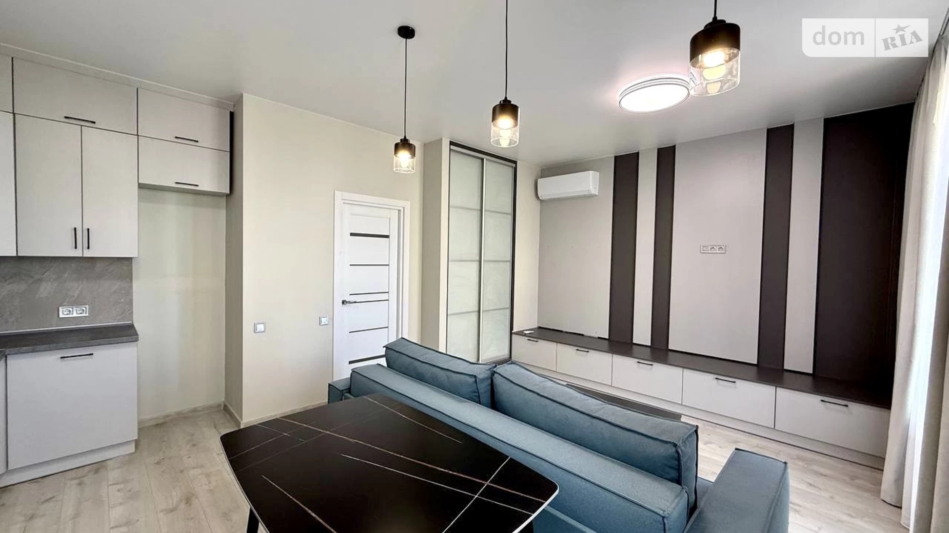 Продается 1-комнатная квартира 43 кв. м в Одессе, ул. Генуэзская, 1/1 - фото 4