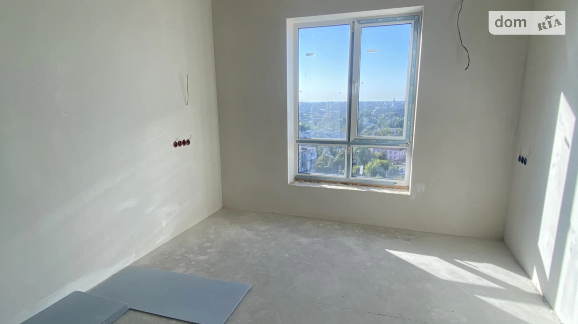 Продается 1-комнатная квартира 65 кв. м в Житомире, ул. Домбровского - фото 2