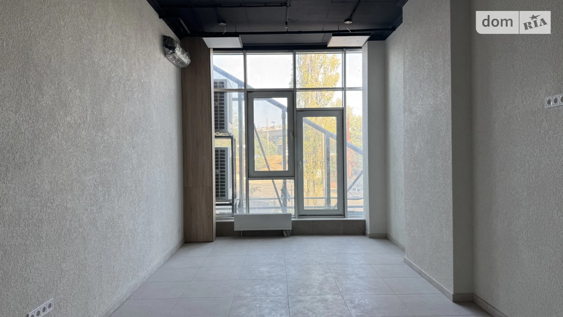 Сдается в аренду офис 400 кв. м в бизнес-центре, цена: 4000 $ - фото 4