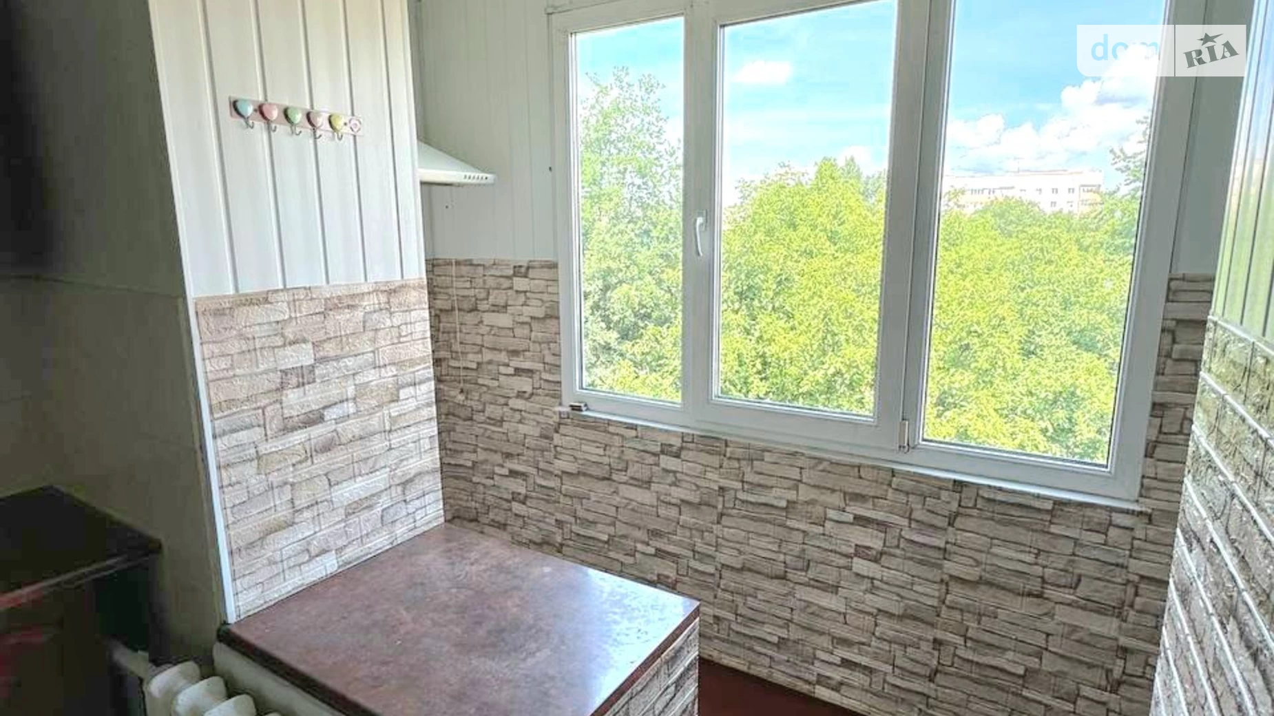 Продается 3-комнатная квартира 71.3 кв. м в Черновцах, ул. Южно-Окружная, 25 - фото 3