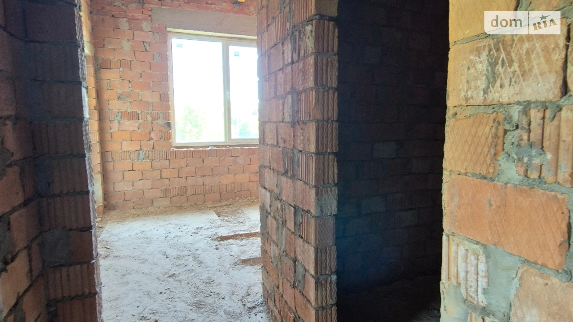 Продается дом на 3 этажа 100 кв. м с участком, цена: 68000 $ - фото 5