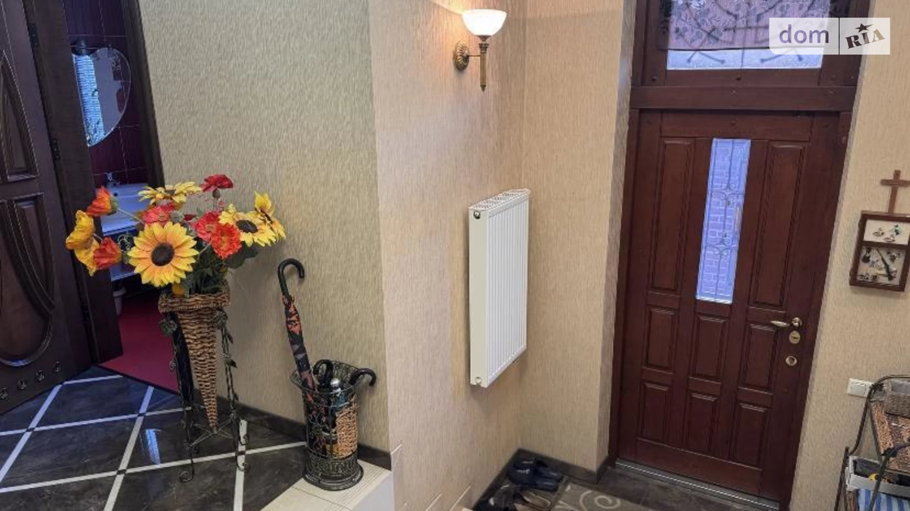 Продается дом на 2 этажа 375 кв. м с гаражом, цена: 875000 $ - фото 3