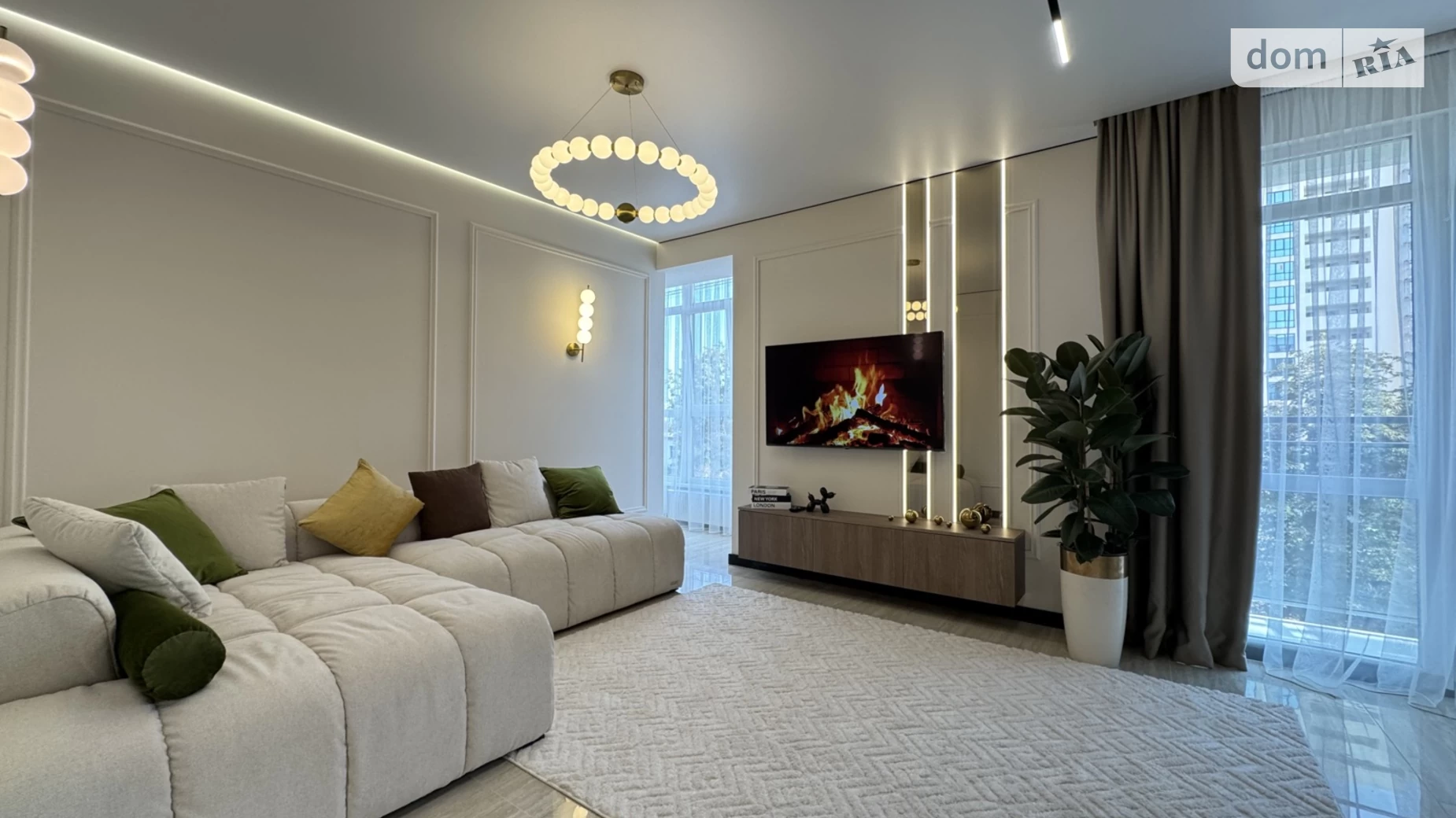 Продается 3-комнатная квартира 92.3 кв. м в Ивано-Франковске, ул. Гетьмана Ивана Мазепы, 164 корпус 9 - фото 3