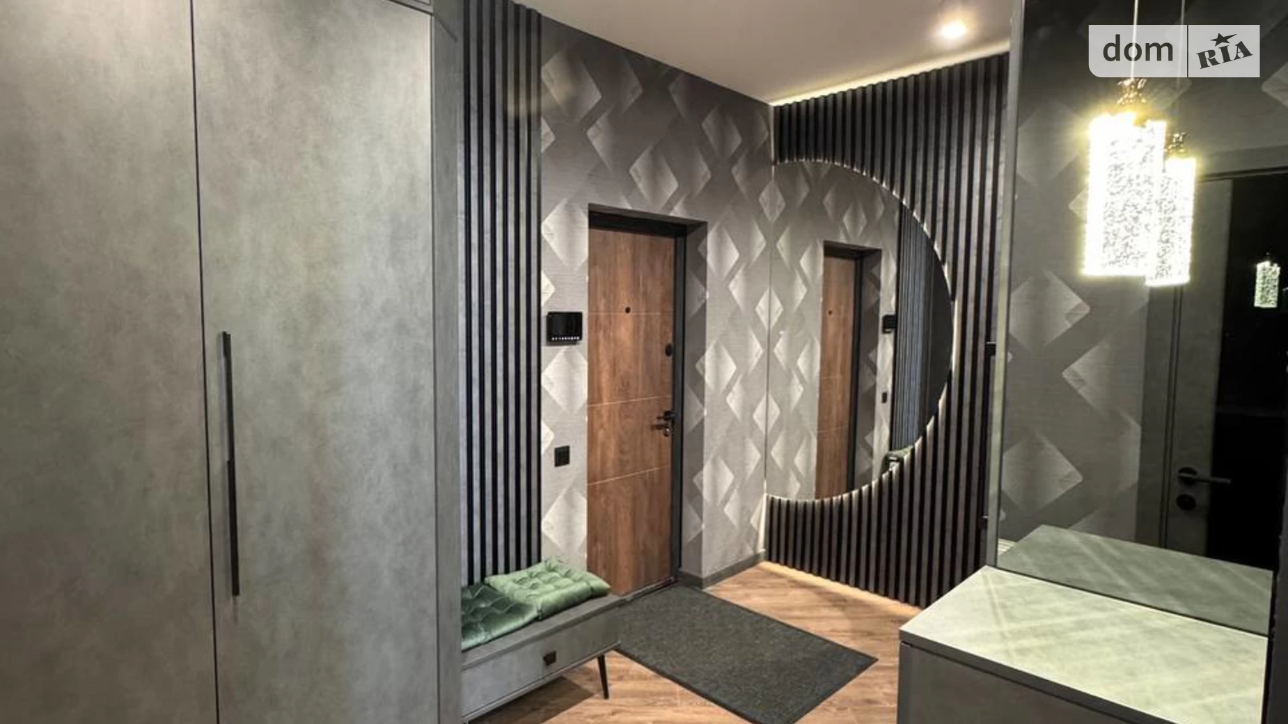 Продается 3-комнатная квартира 110 кв. м в Черкассах, ул. Гоголя, 302 - фото 2