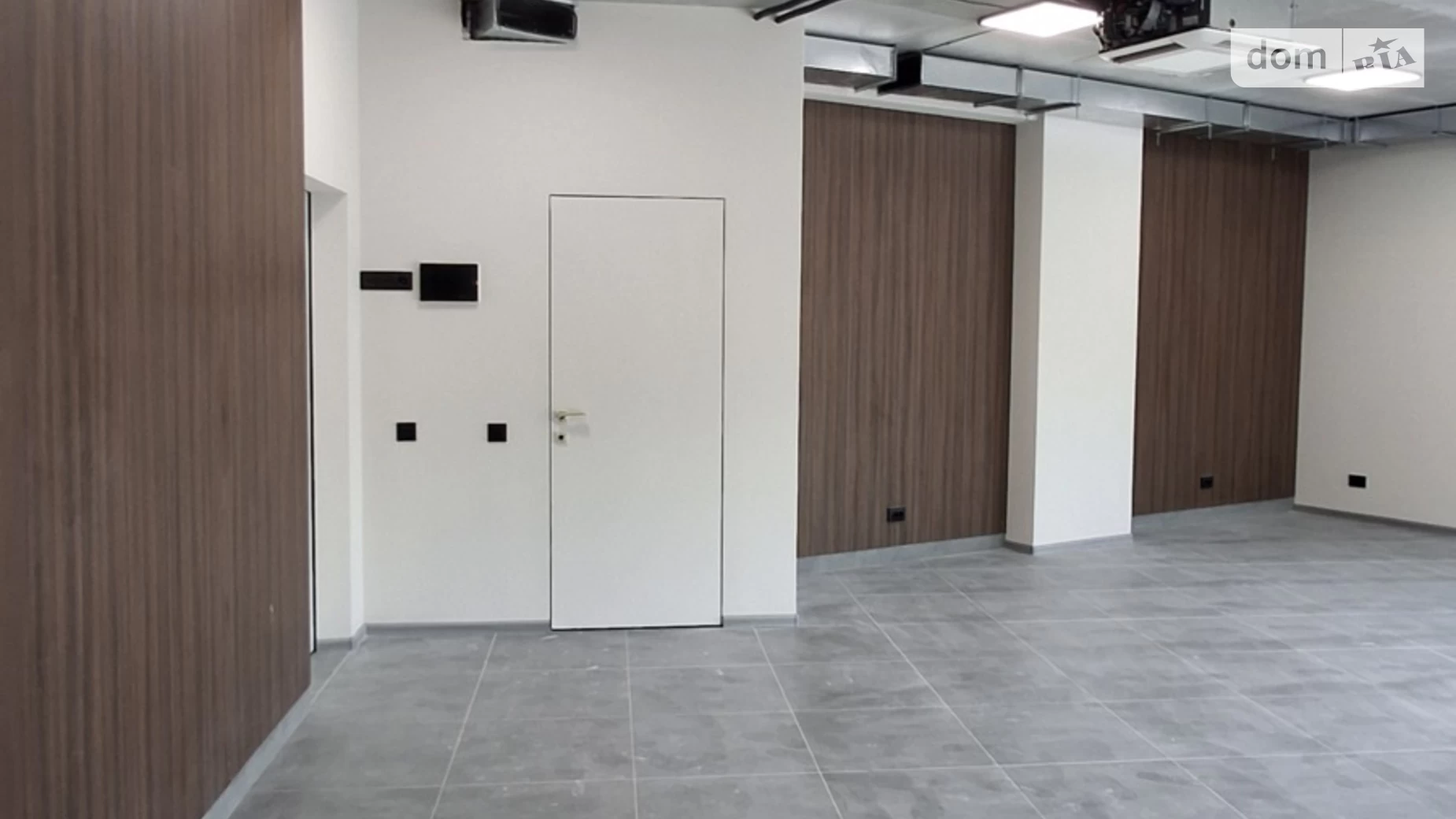 Продається офіс 69.7 кв. м в бізнес-центрі, цена: 164500 $ - фото 4