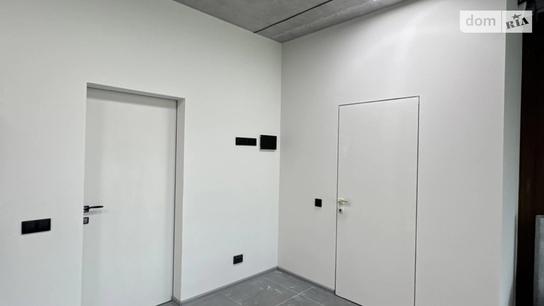 Продається офіс 65 кв. м в бізнес-центрі, цена: 153400 $ - фото 4