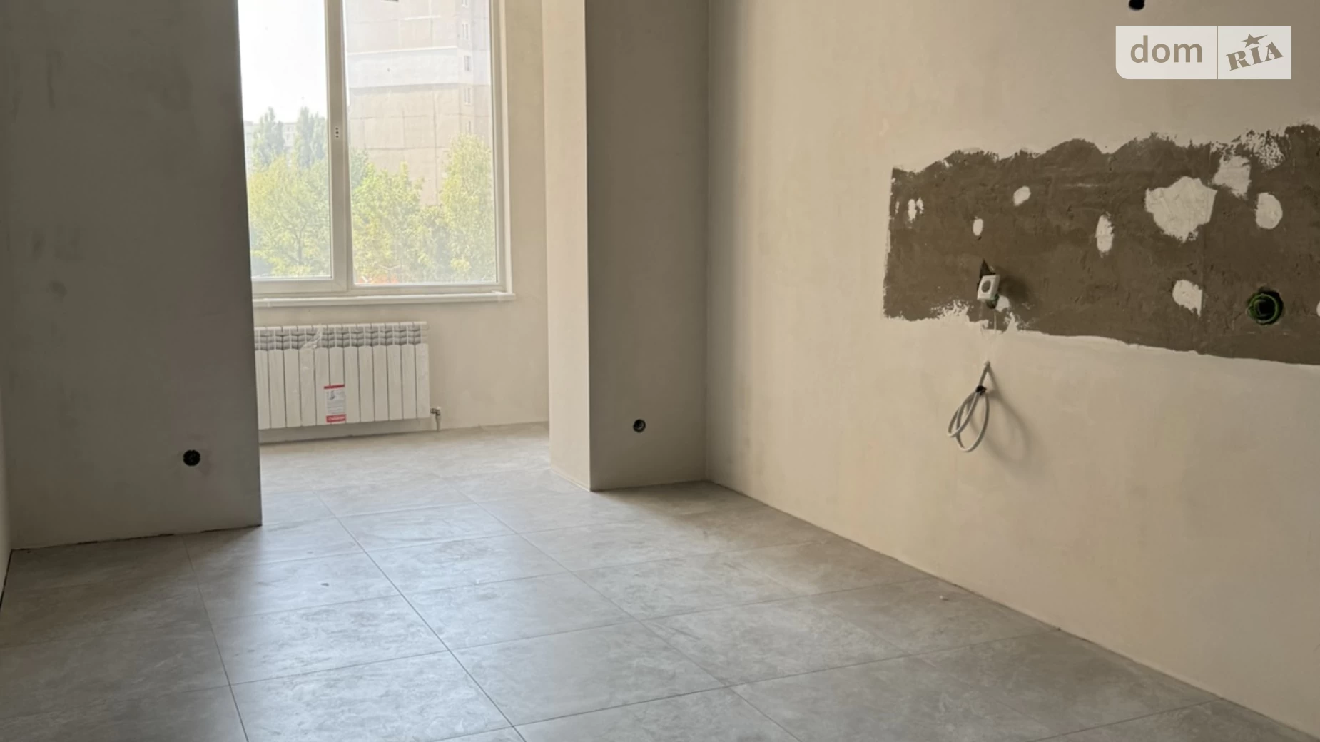 Продается 1-комнатная квартира 42 кв. м в Ровно, ул. Соборная, 285Д - фото 3