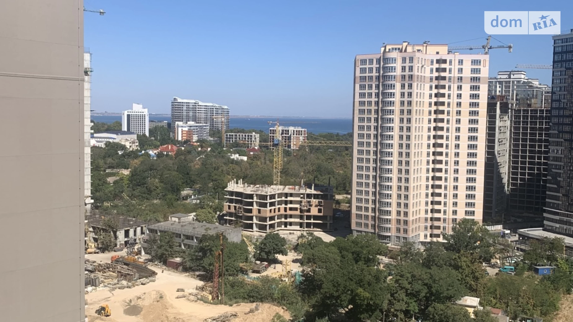 Сдается в аренду 1-комнатная квартира 49 кв. м в Одессе, ул. Генуэзская, 3А - фото 2