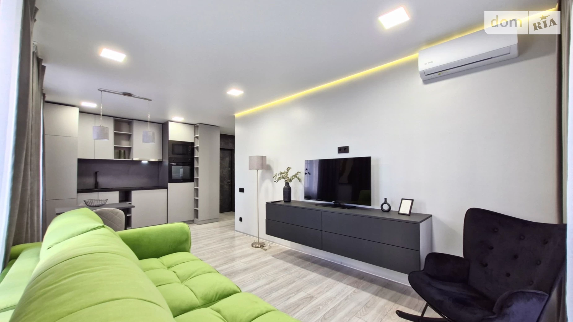 Продається 1-кімнатна квартира 40.5 кв. м у Києві, вул. Михайла Максимовича, 24В - фото 2