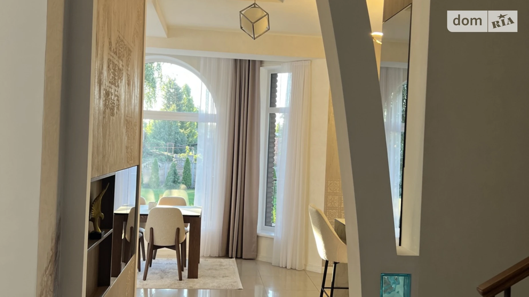 Продается дом на 2 этажа 260 кв. м с мебелью, цена: 255000 $ - фото 2