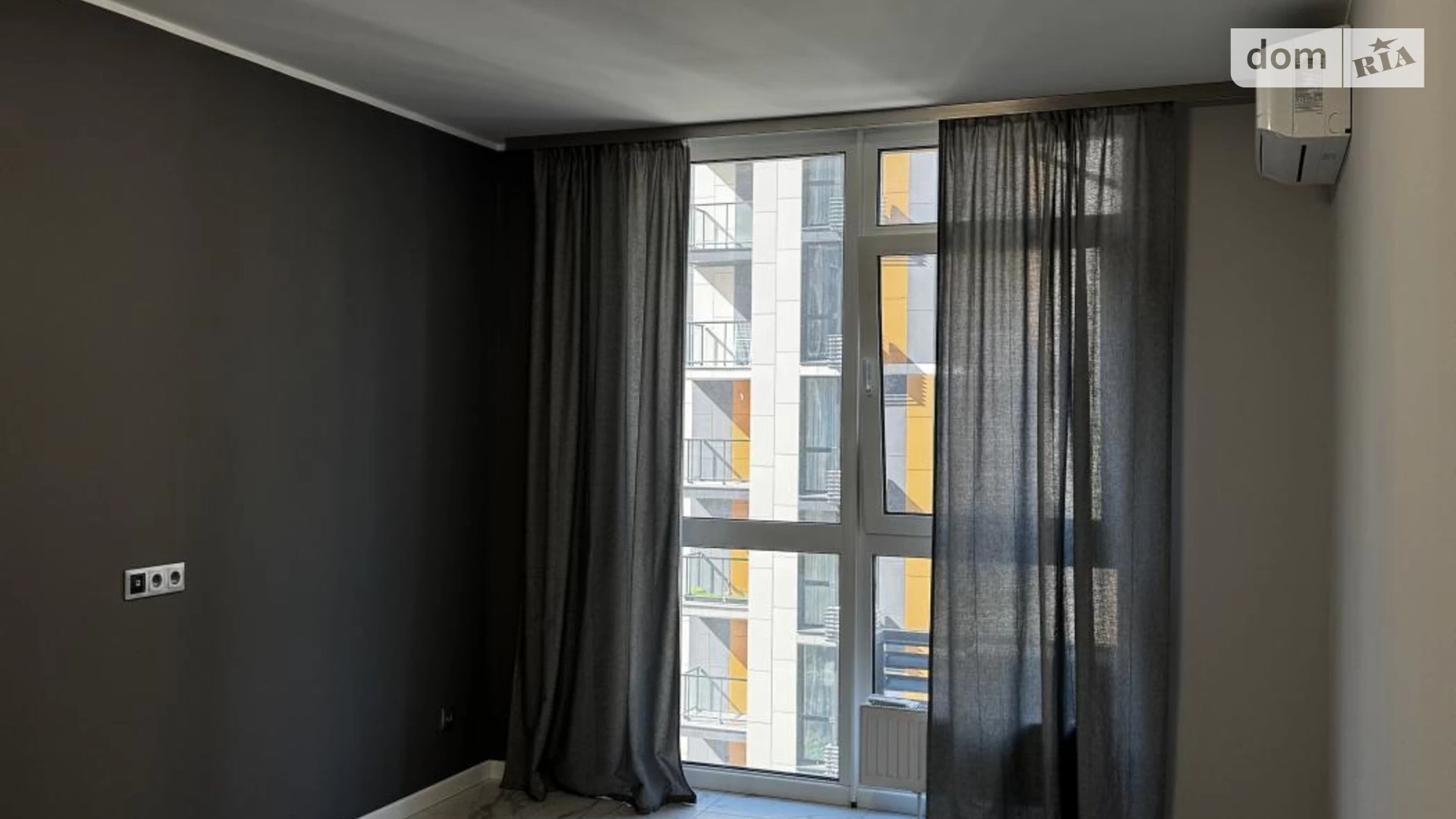 Сдается в аренду офис 65 кв. м в бизнес-центре, цена: 1200 $ - фото 2