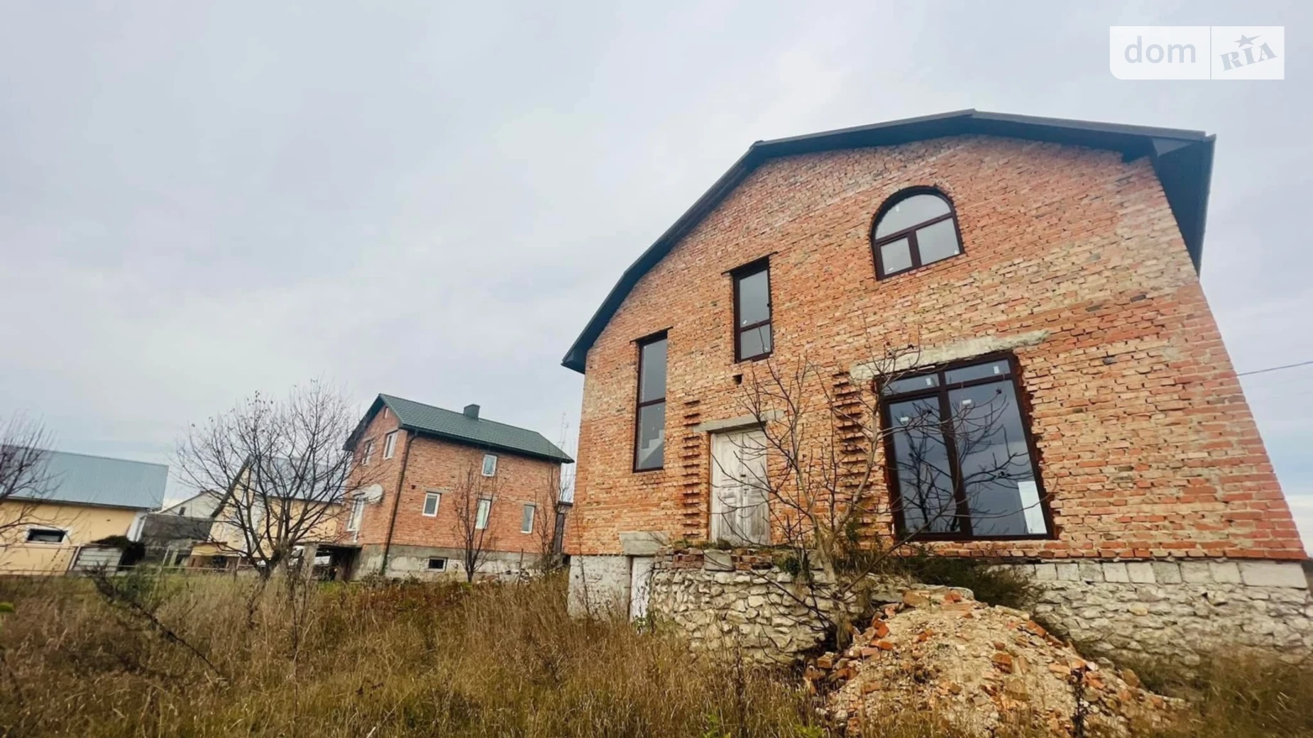 Продается дом на 2 этажа 240 кв. м с верандой, цена: 54000 $ - фото 2