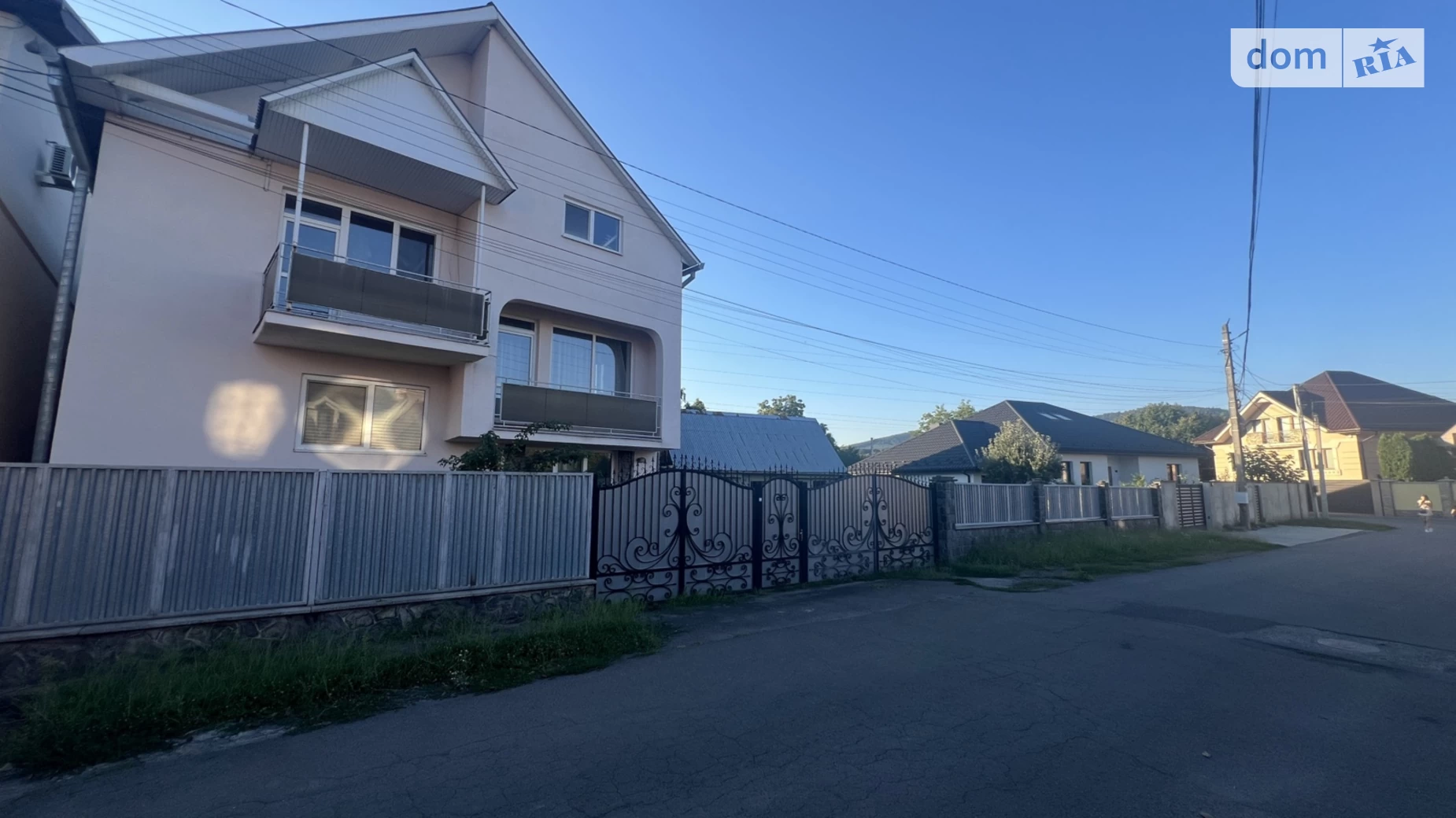 Продается дом на 2 этажа 413 кв. м с баней/сауной, цена: 163500 $ - фото 2